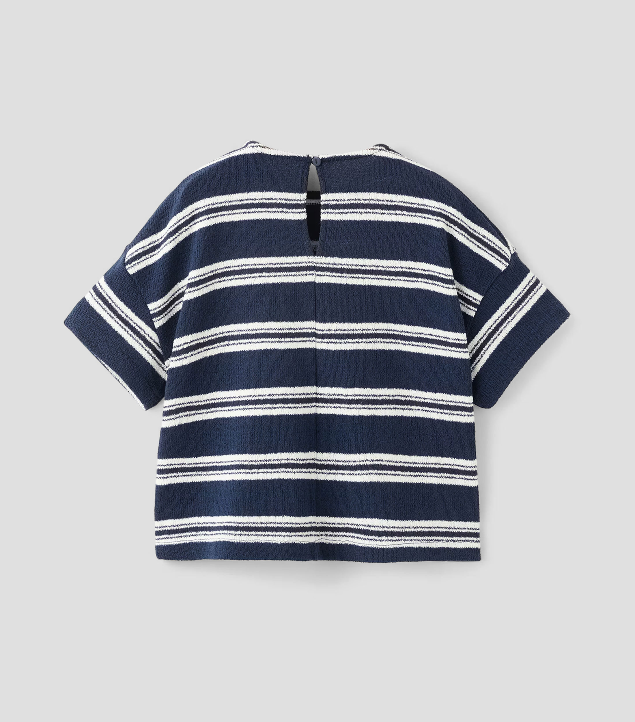 Playera cuello redondo manga corta de rayas Niña