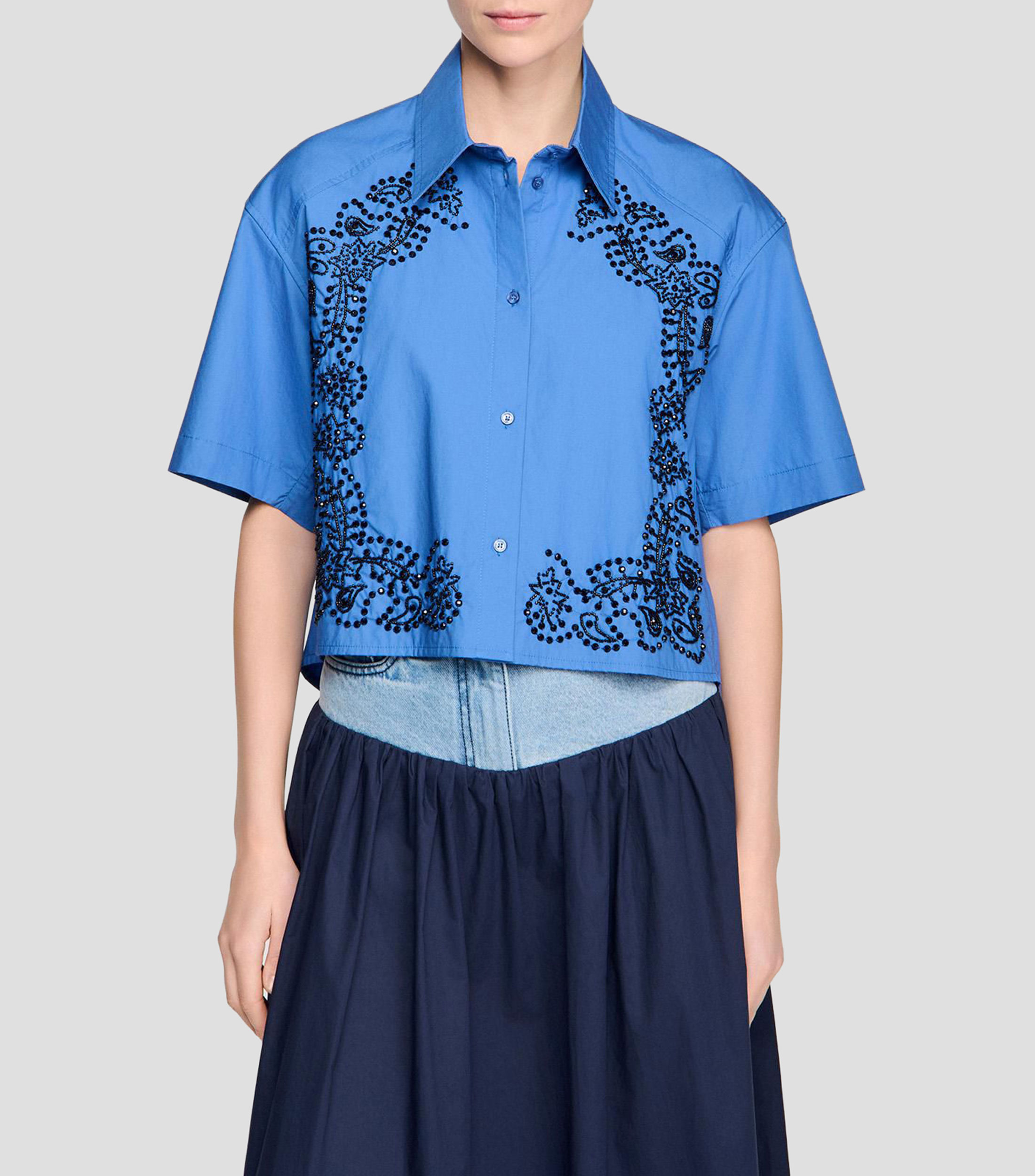 Camisa con microdiseños manga corta Mujer