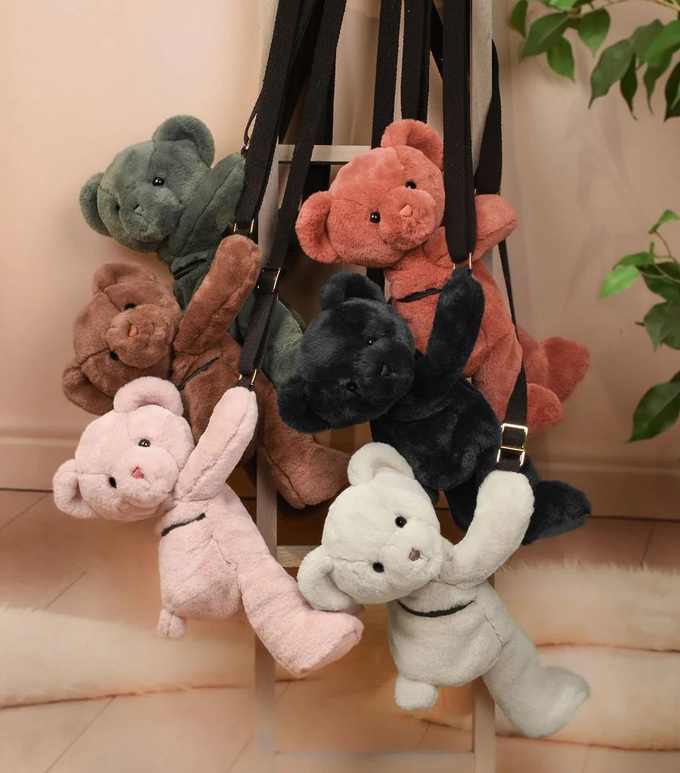 Oso gris de peluche tipo bolsa