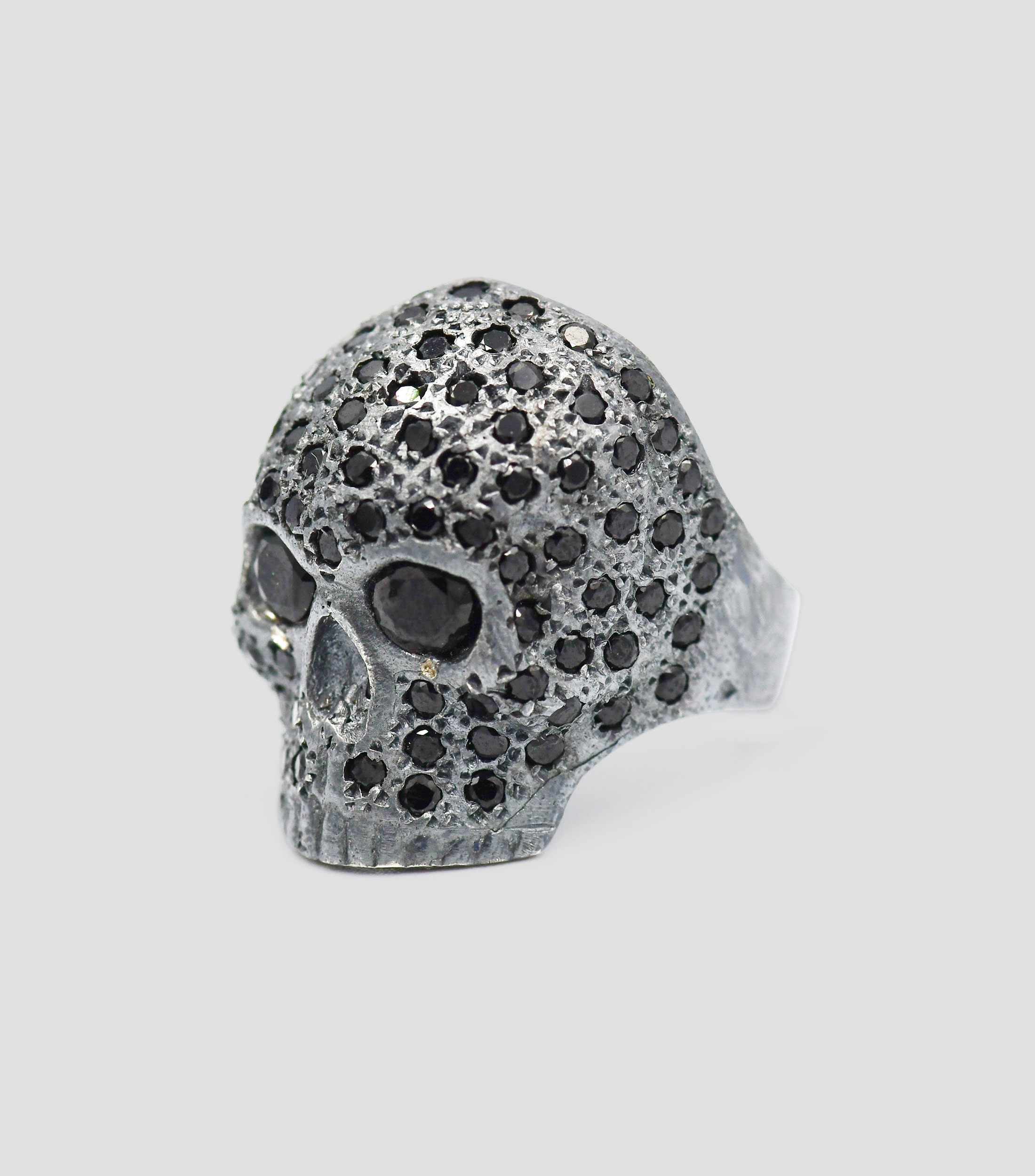 Anillo en Plata .925 Skull Joe con Cristales Hombre Talla 12