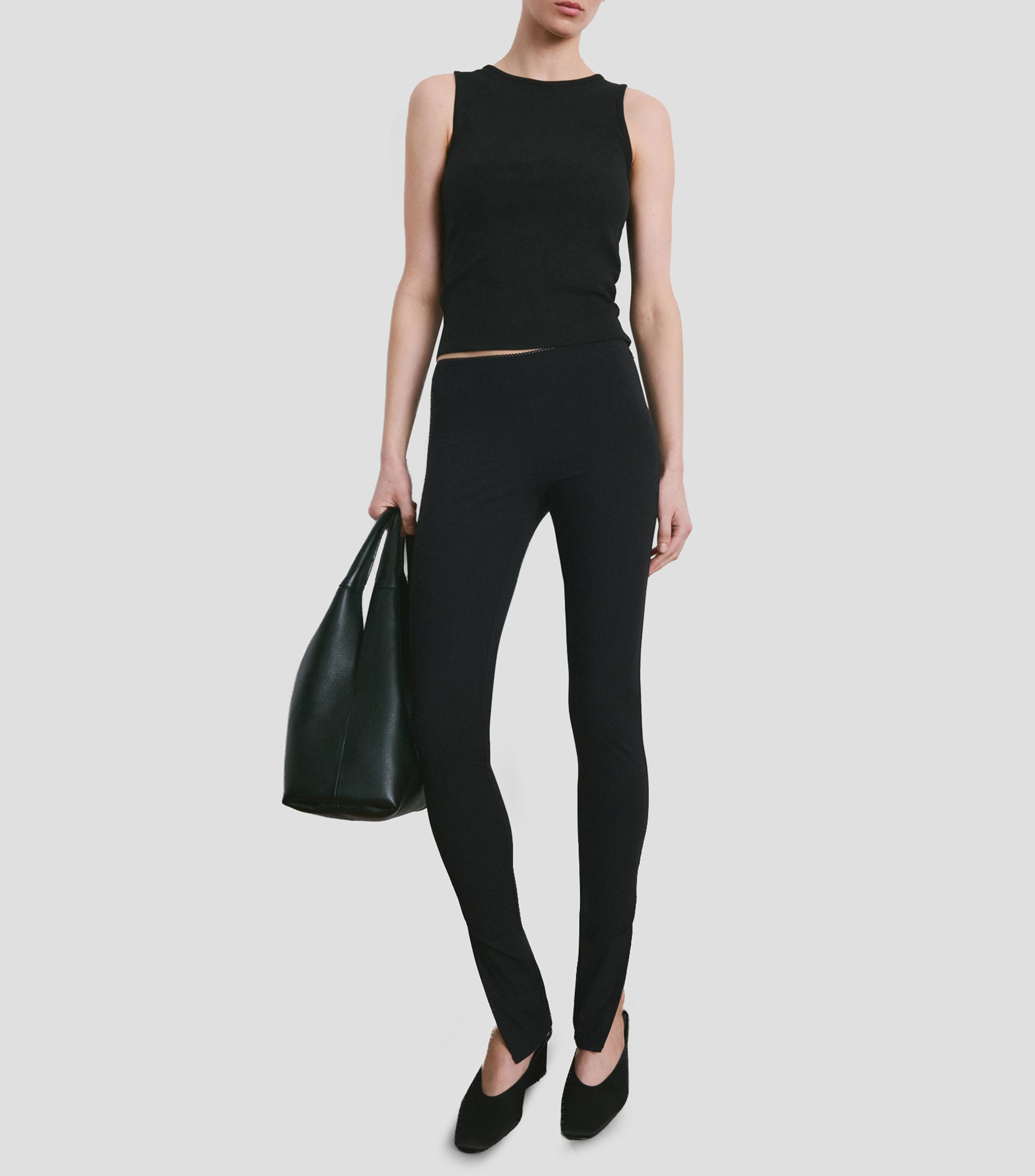 Blusa lisa sin mangas Mujer