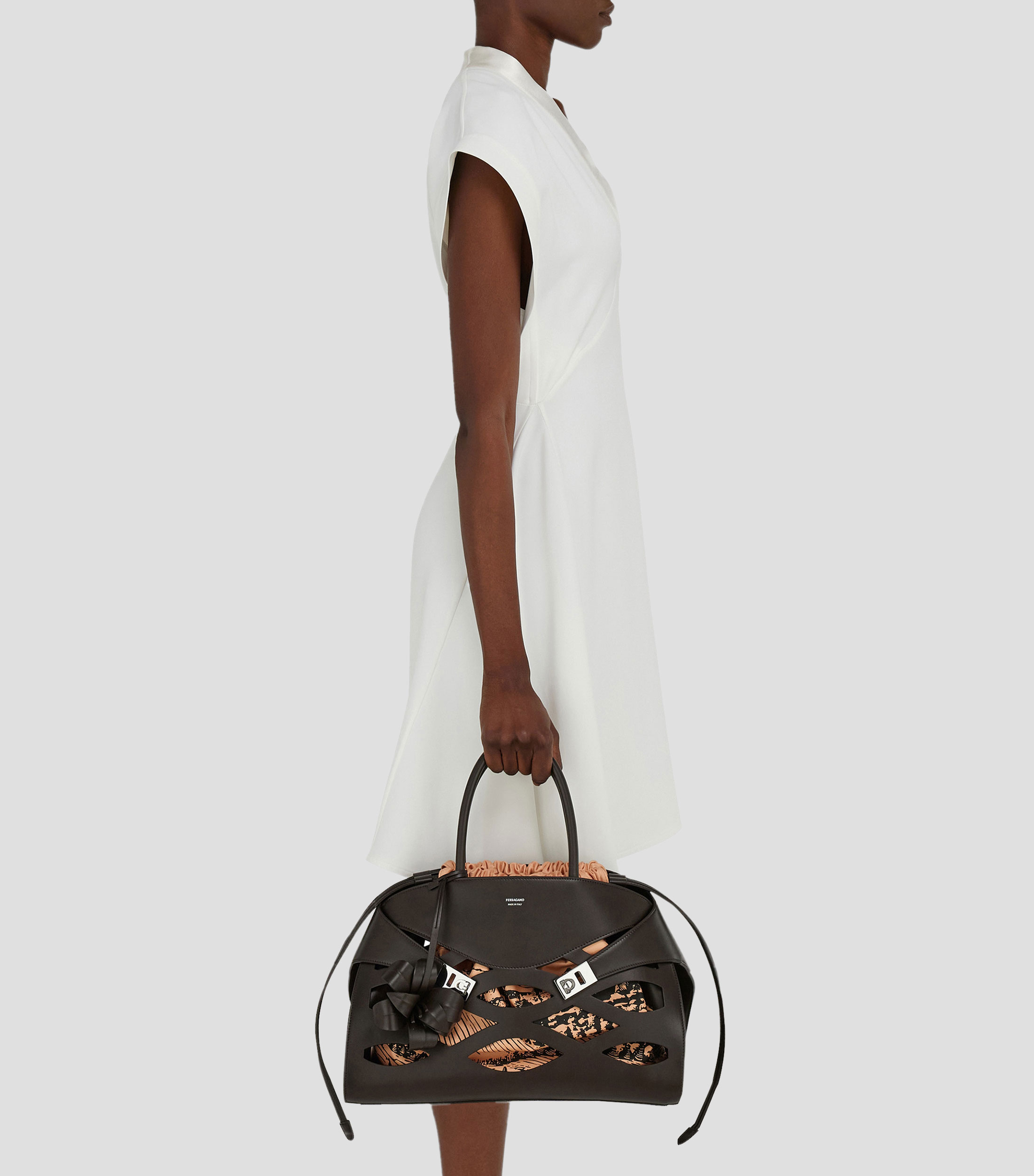 Bolsa de mano Hug - Back to Earth