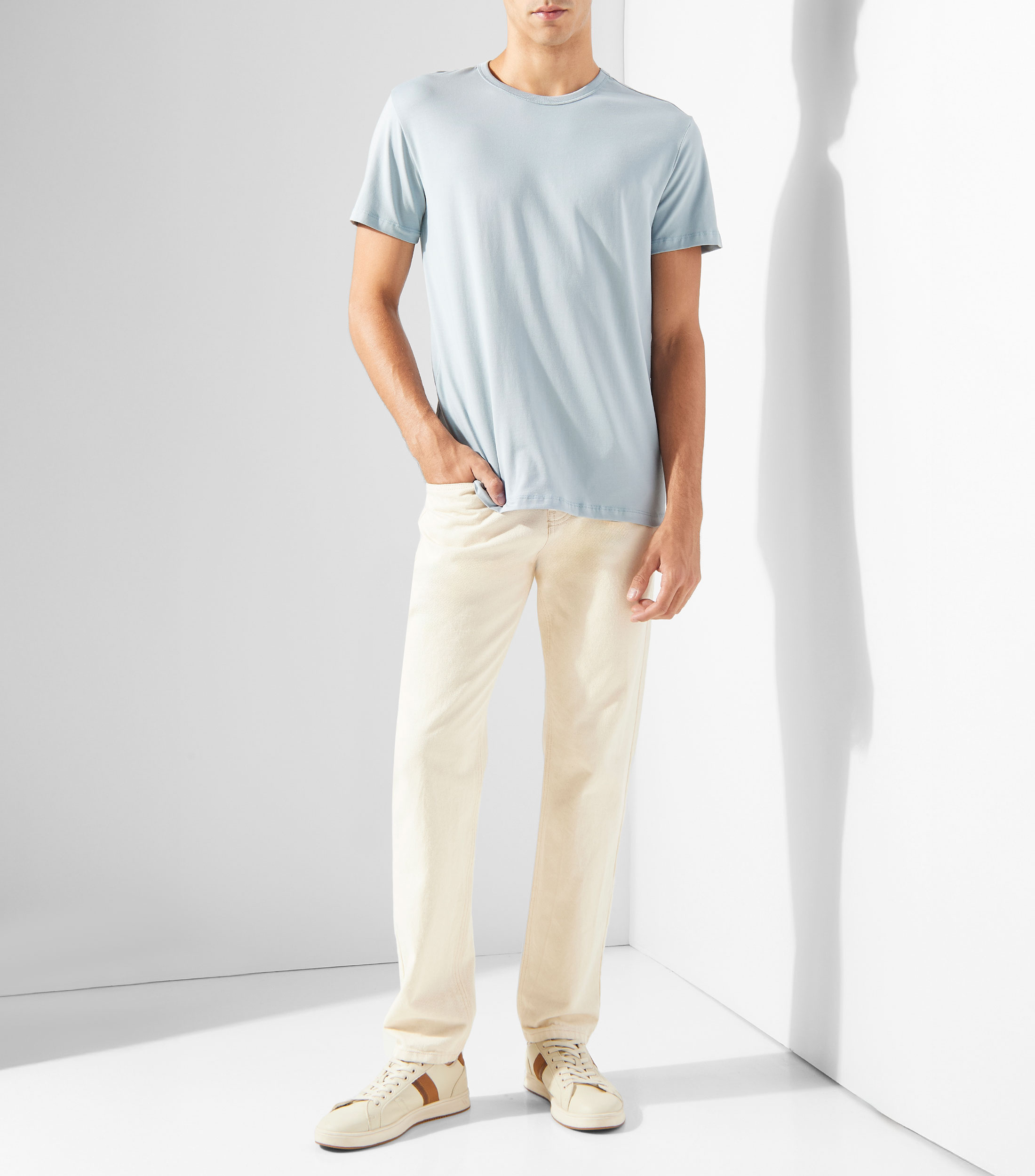 Playera cuello redondo manga corta lisa Hombre