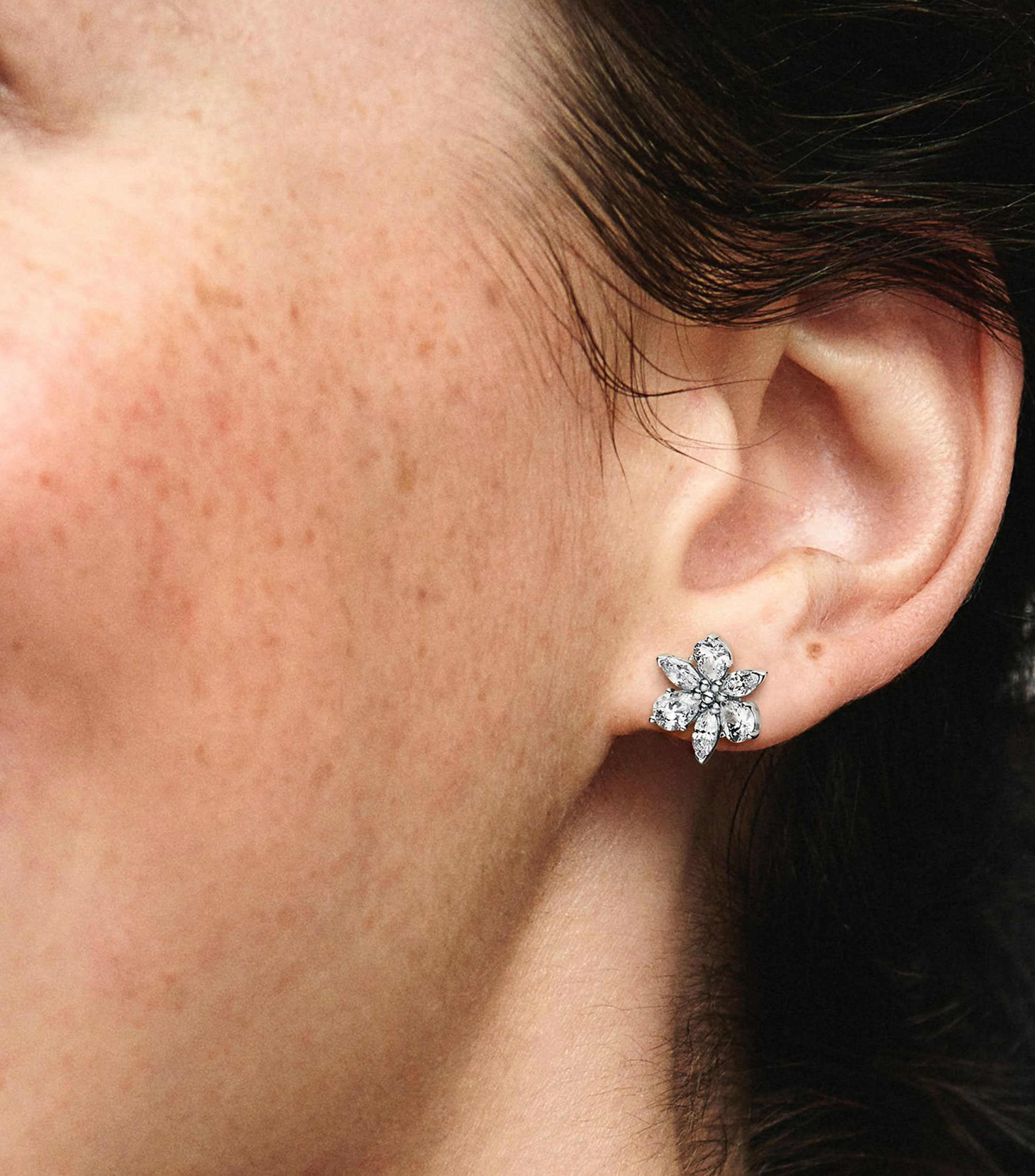 Aretes en plata flor Mujer