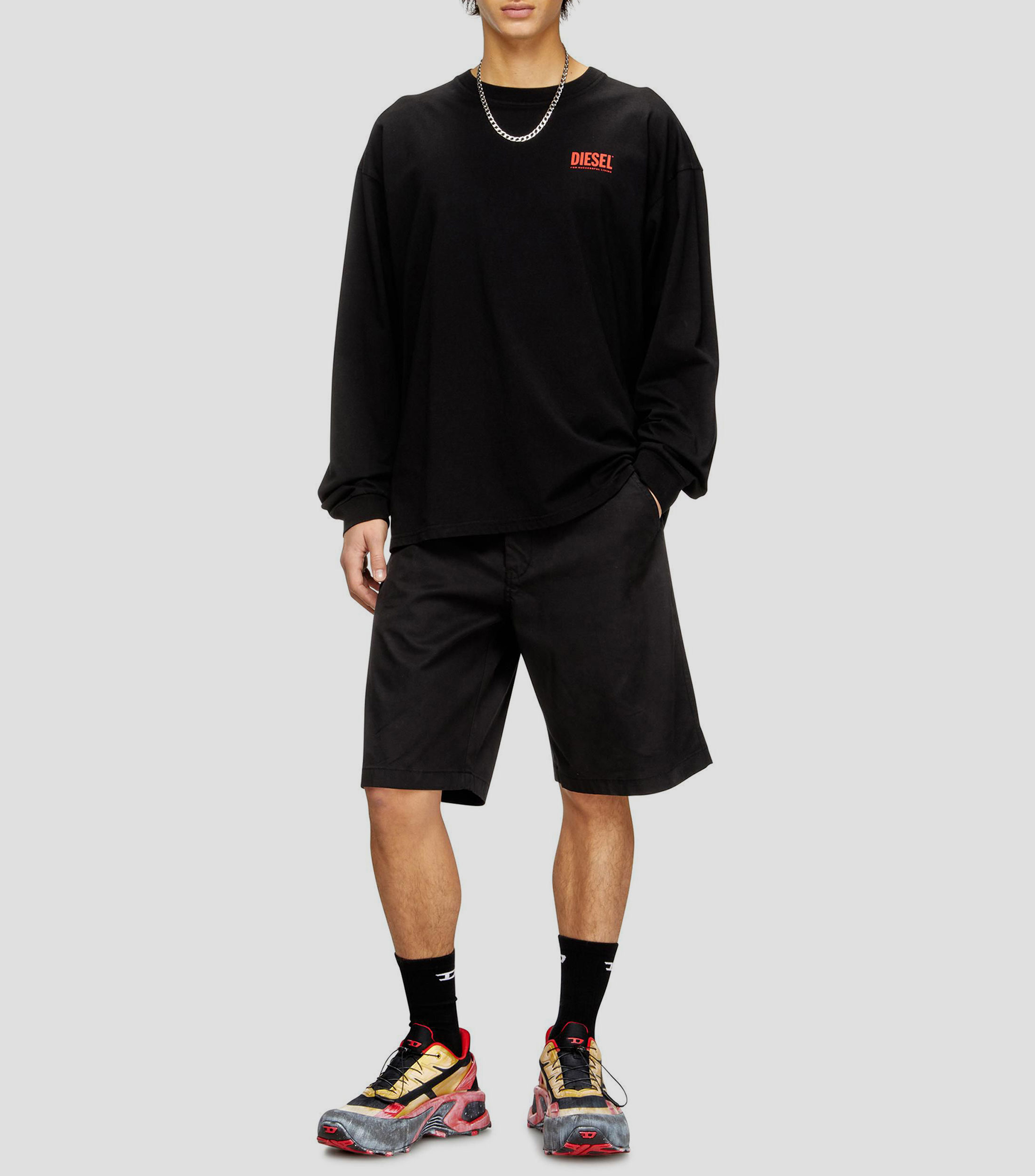 Playera cuello redondo manga larga estampada Hombre