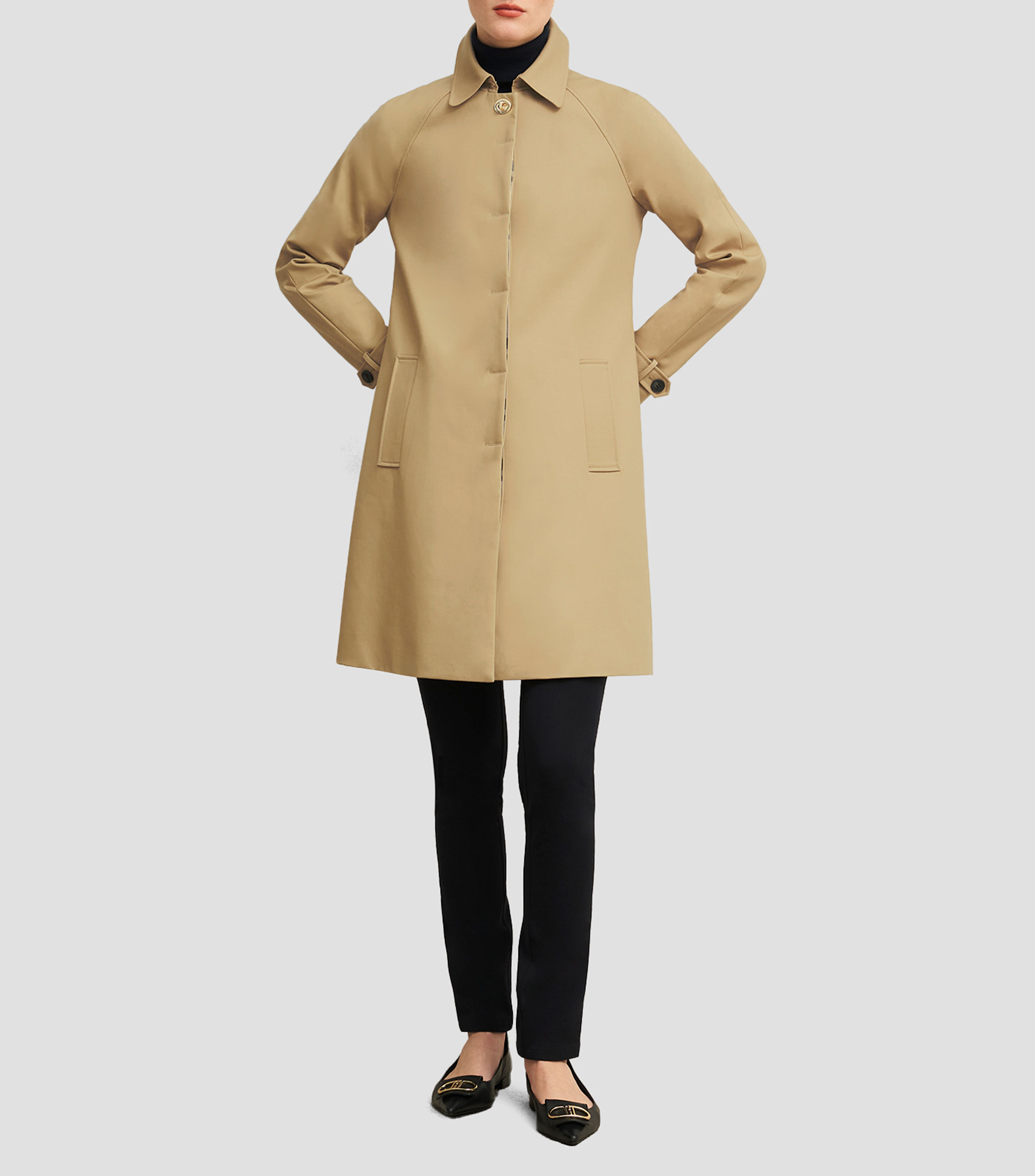 Gabardina tres cuartos con botones Mujer
