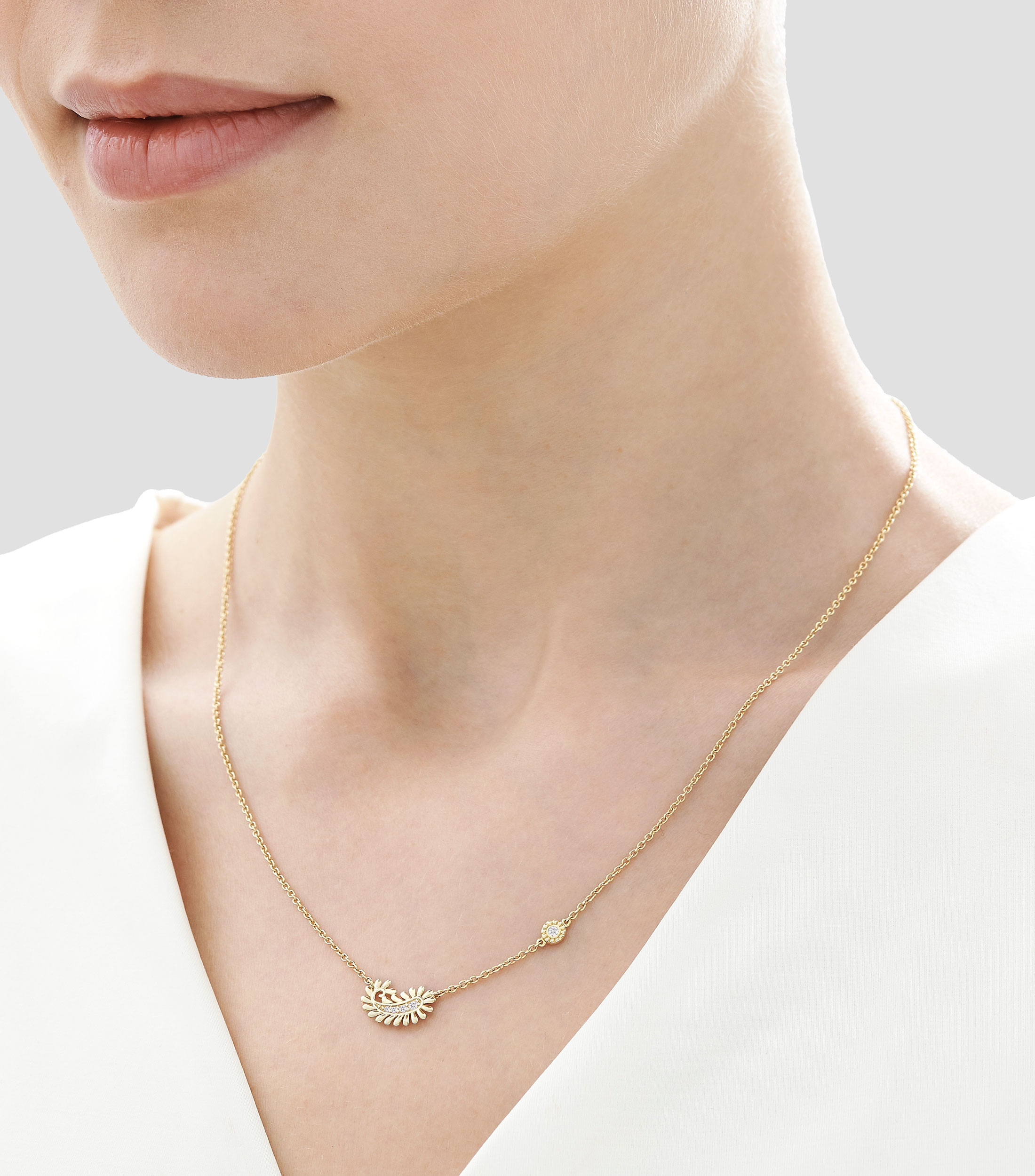 Collar en oro amarillo 18 Kilates con diamantes Mujer