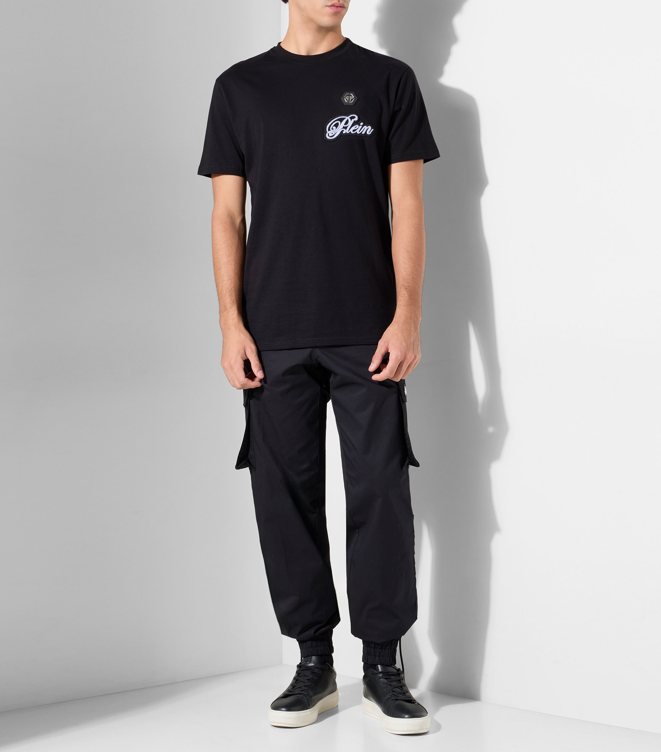 Playera de cuello redondo con manga corta estampada Hombre