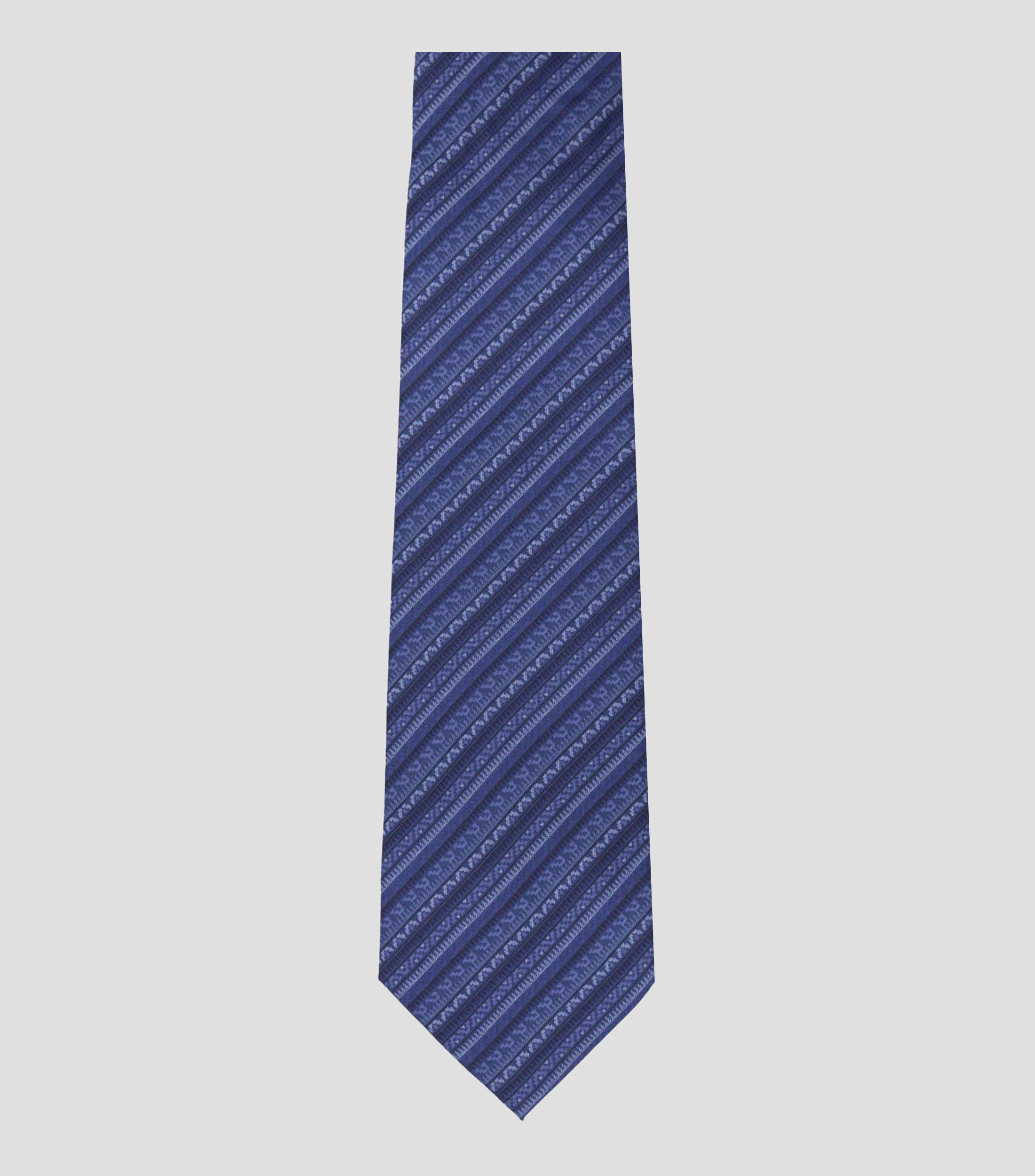 Corbata ancha de seda azul marino con grecas prehispánicas