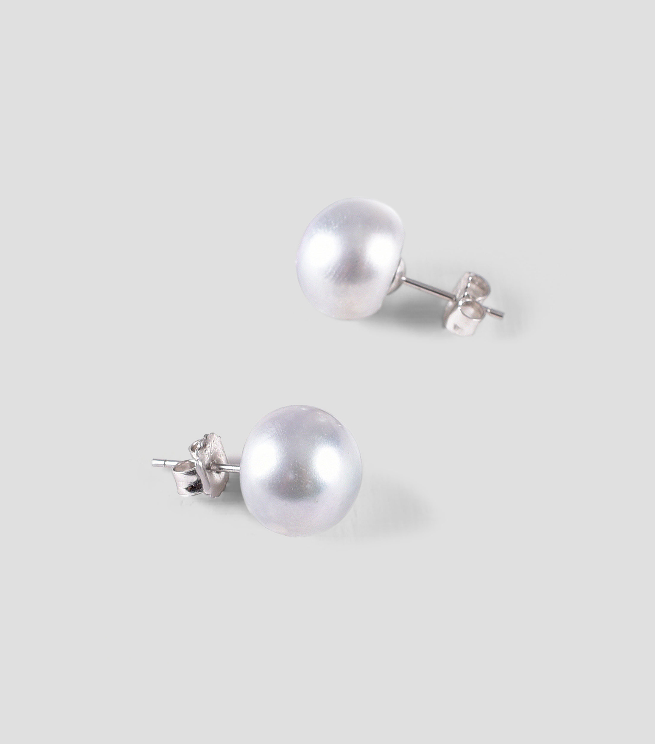 Aretes Broquel de Perla Gris 11 mm Plata Mujer