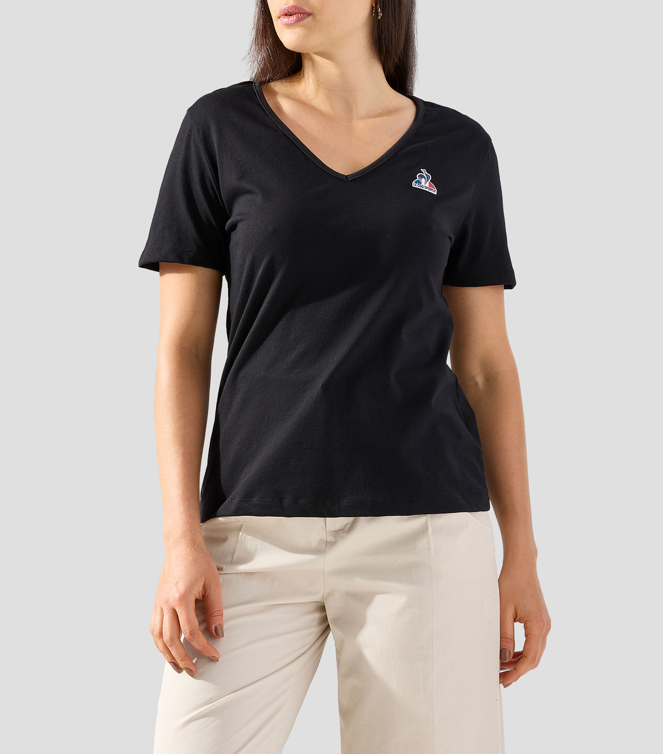 Playera cuello V manga corta Mujer