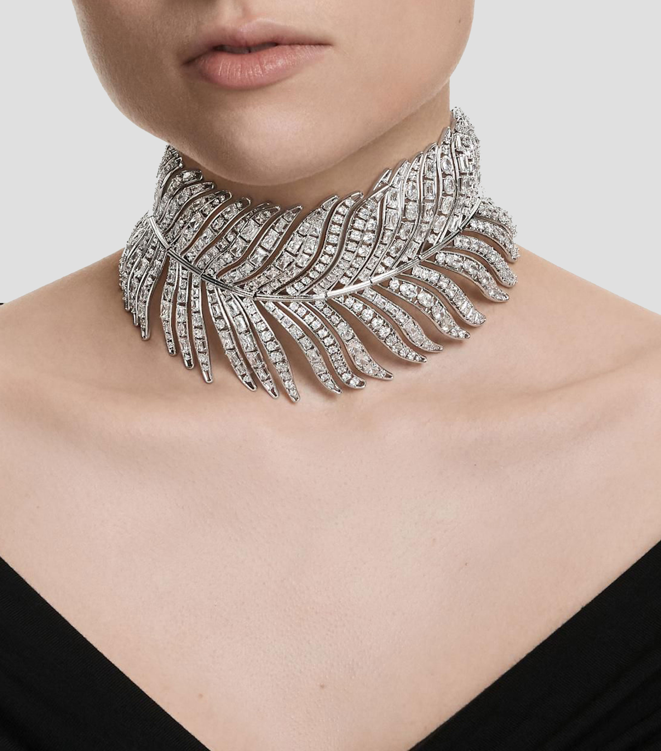Collar con gran pluma envolvente Vienna Mujer
