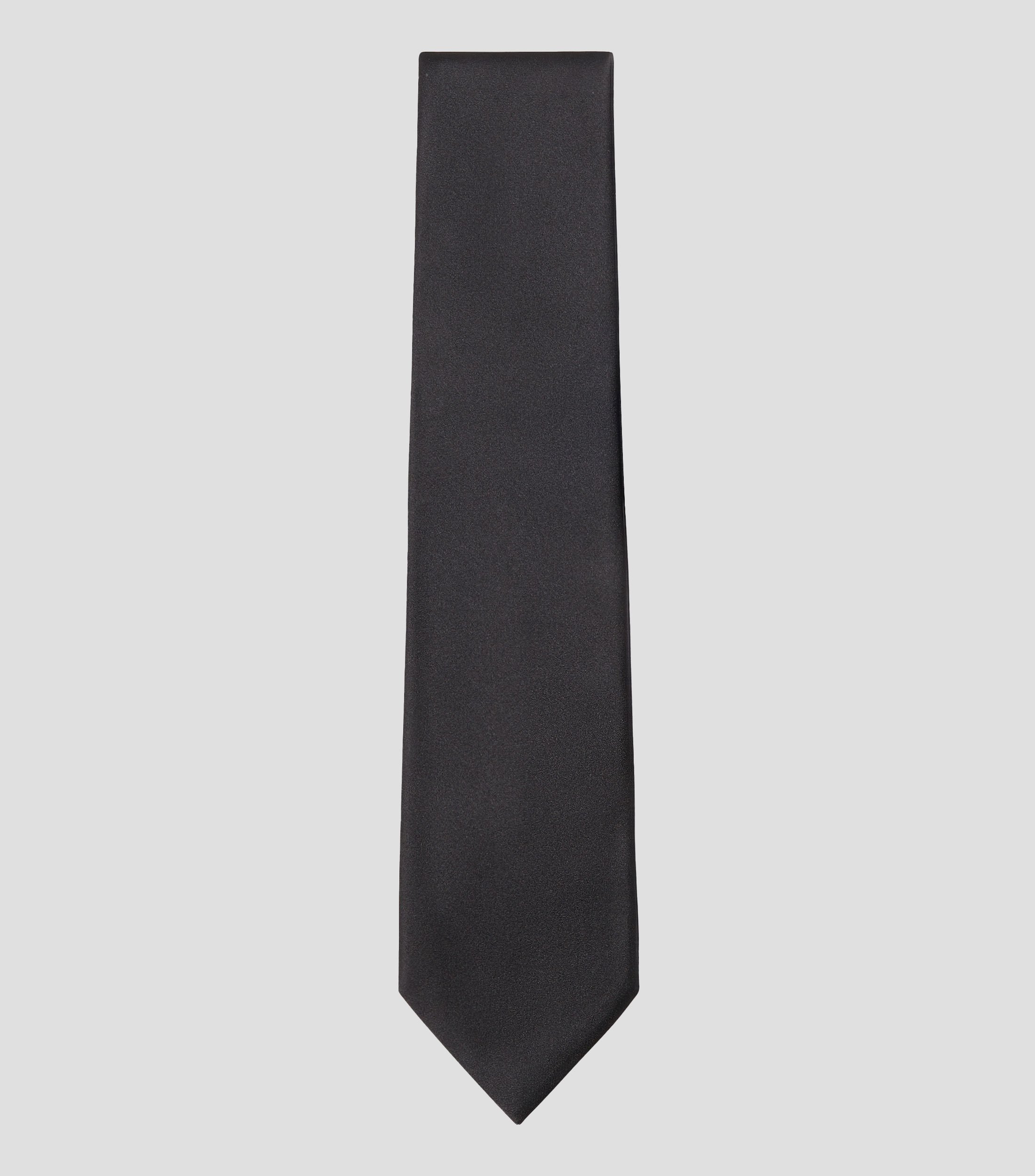 Corbata ancha en seda
