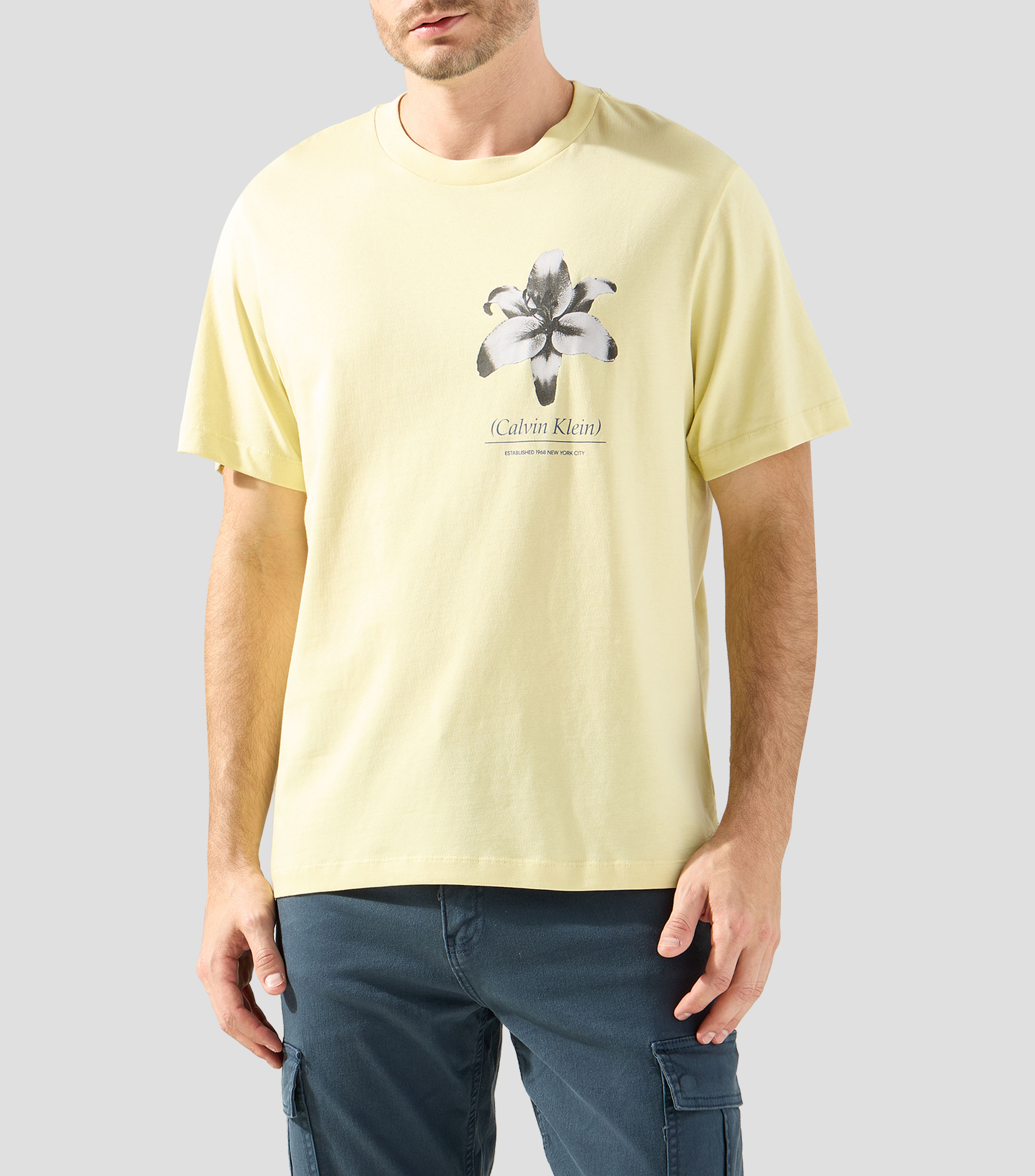 Playera cuello redondo manga corta estampada Hombre