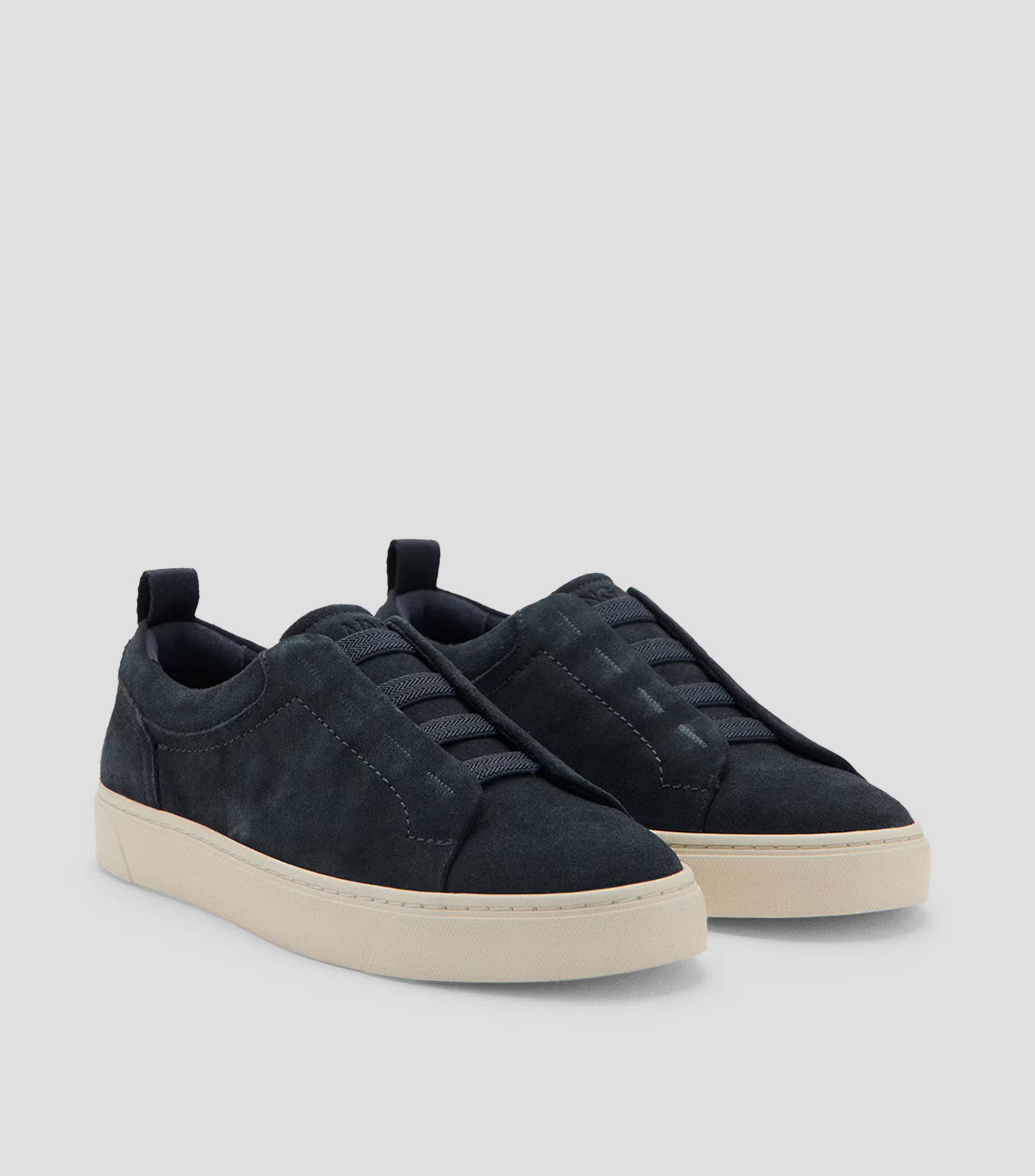 Tenis casuales en piel gamuza Performance Hombre