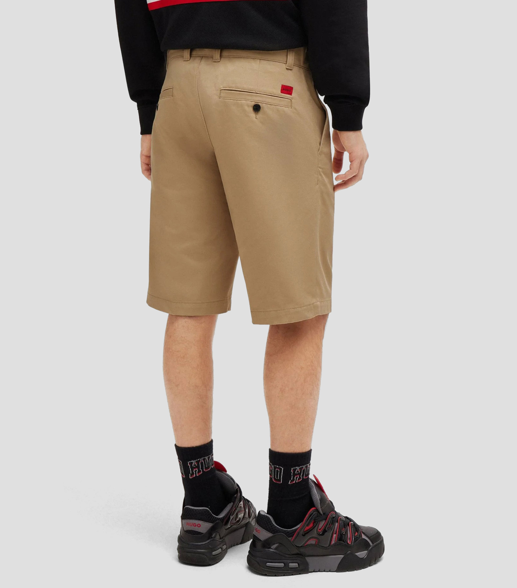Shorts regular fit en algodón elástico mercerizado