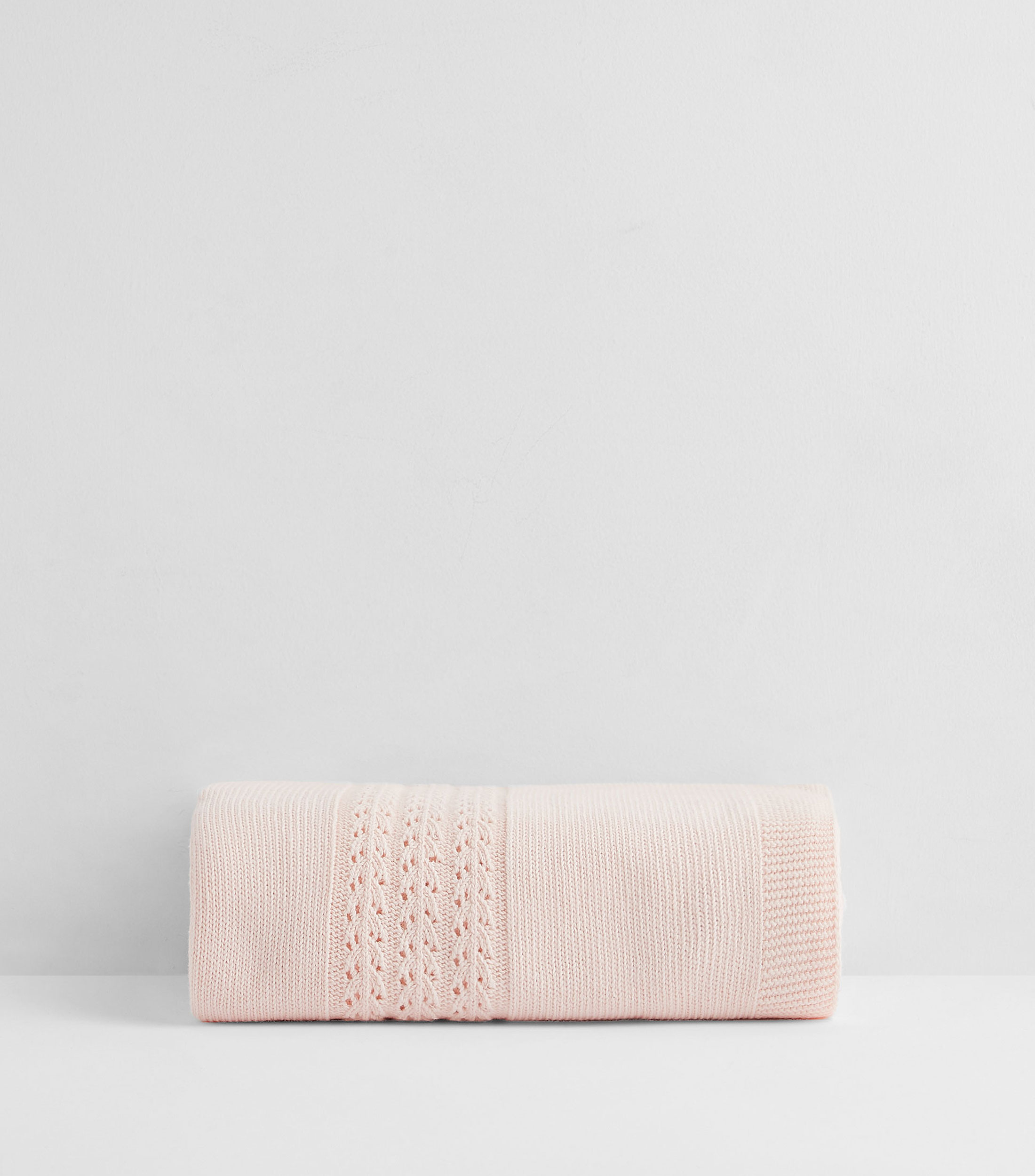 Cobija tricot tejida rosa Bebé