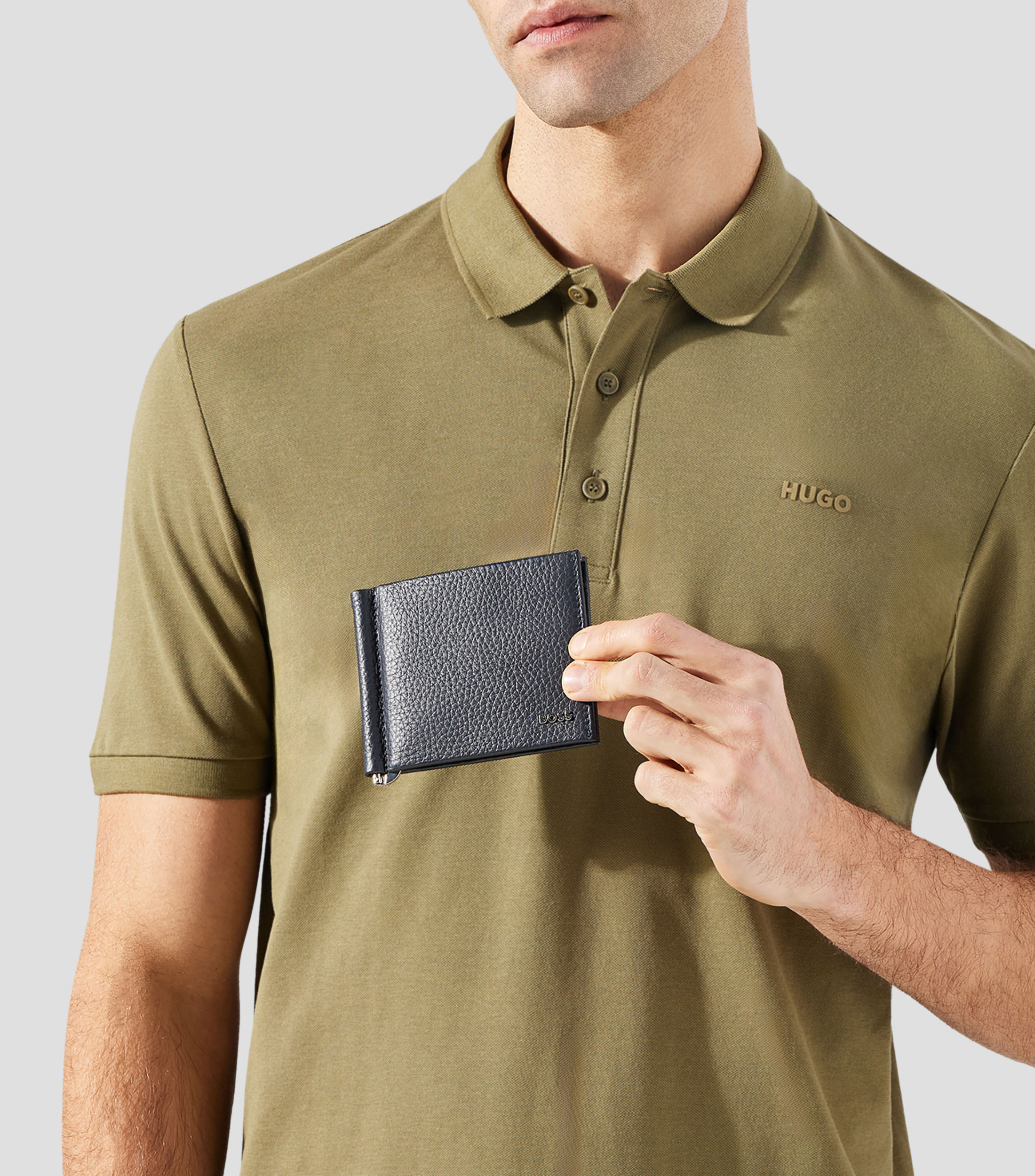 Cartera bifold en piel vacuna granulada Hombre