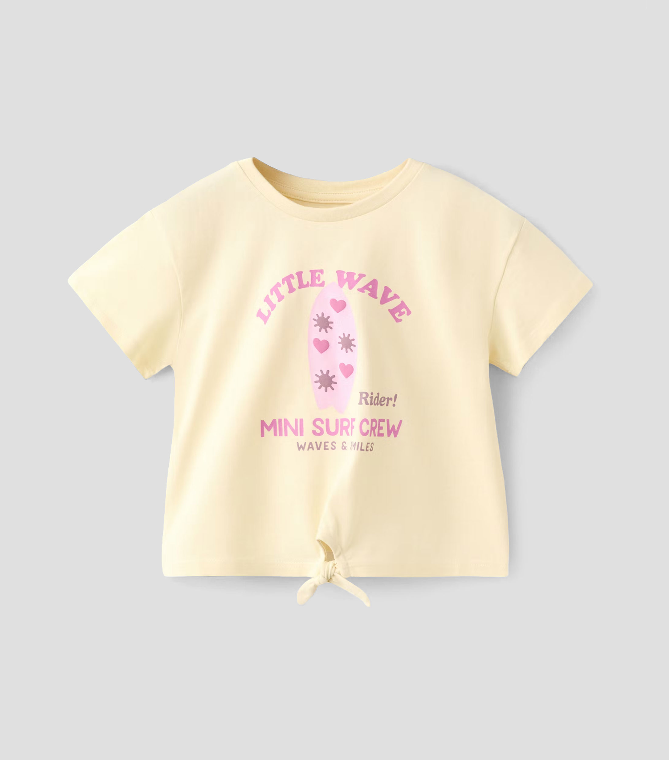 Playera cuello redondo manga corta estampada Niña