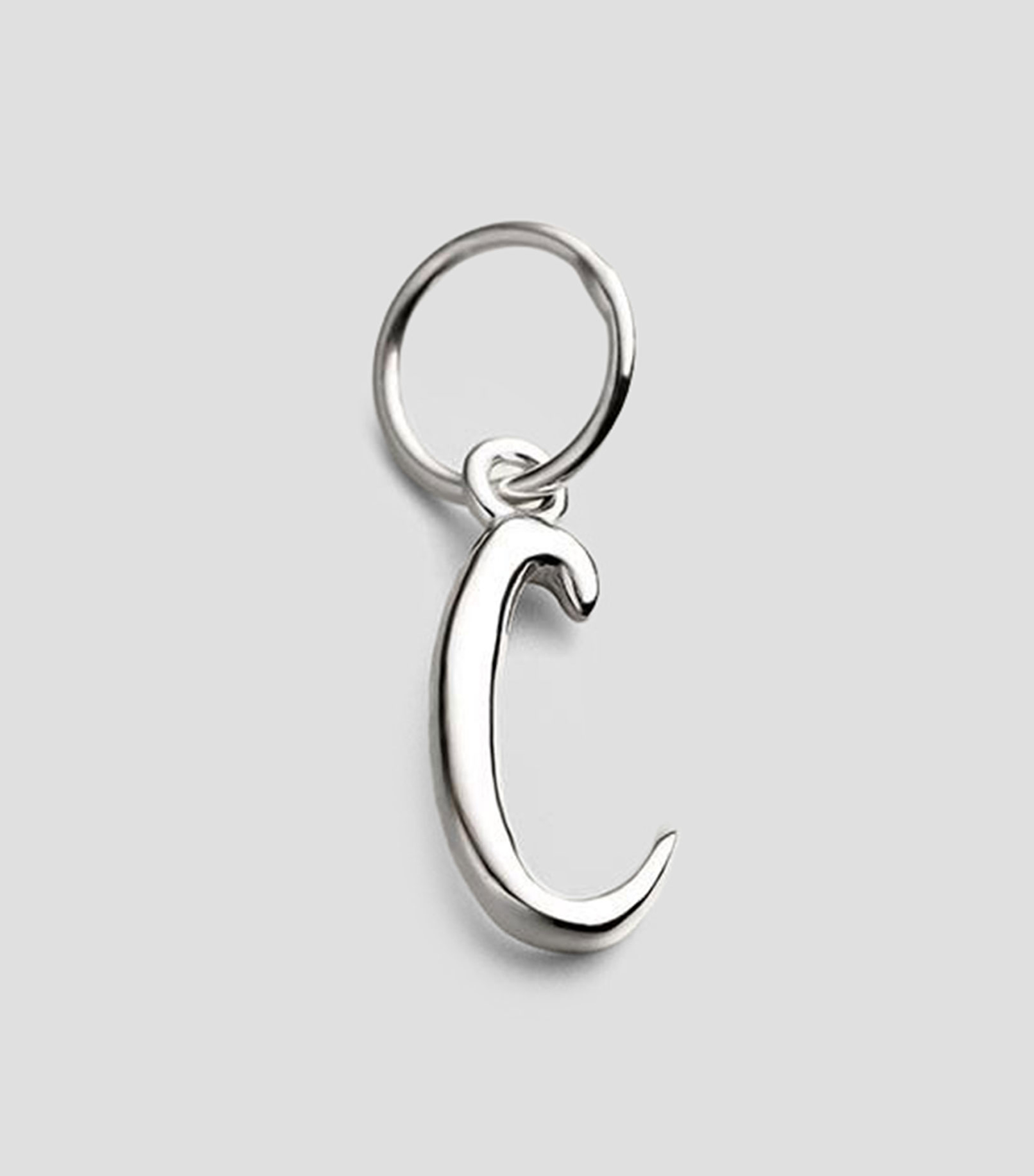 Charm letra C en plata .925 Yo Me Mi Mujer