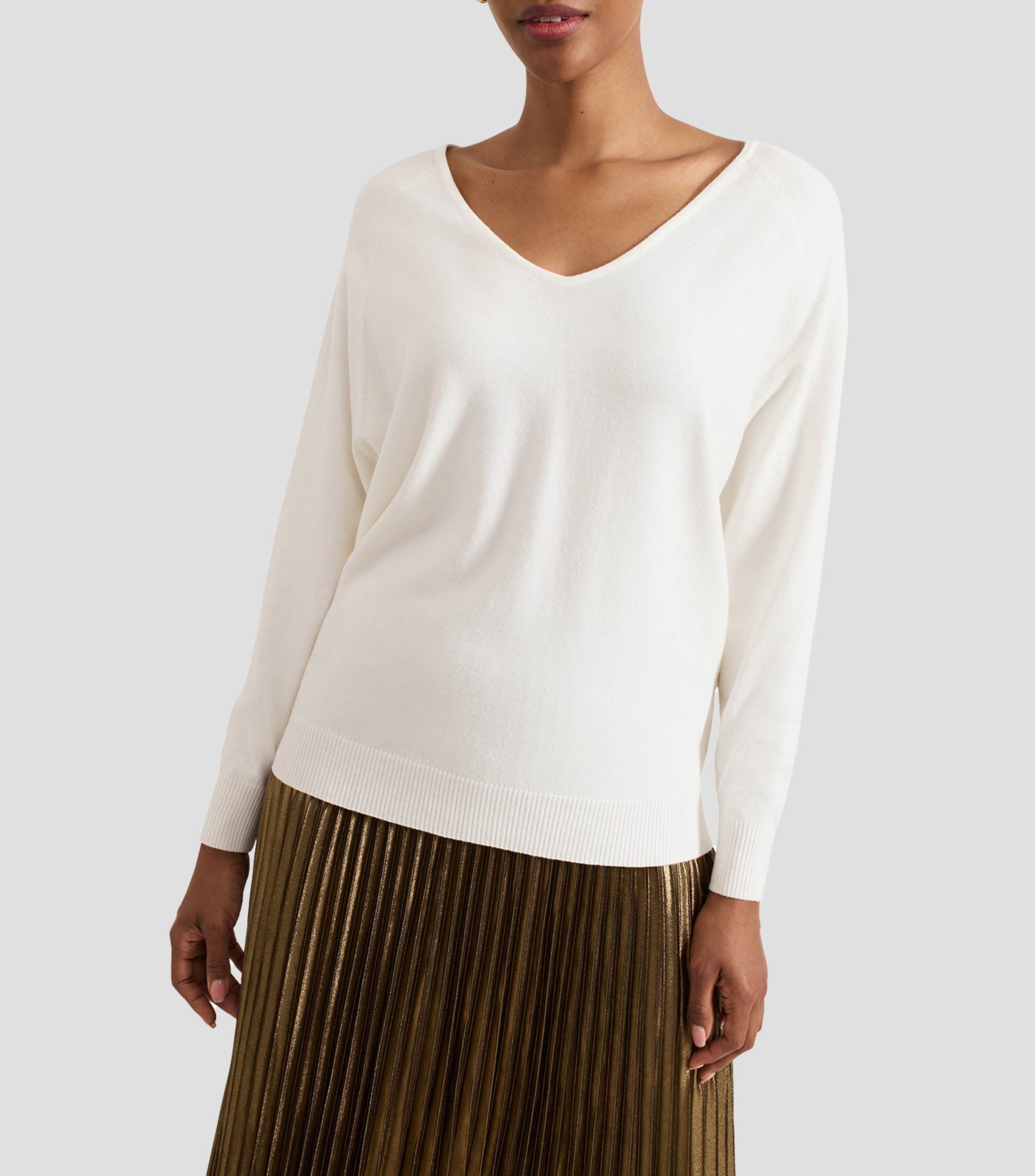 Suéter cuello V Mujer