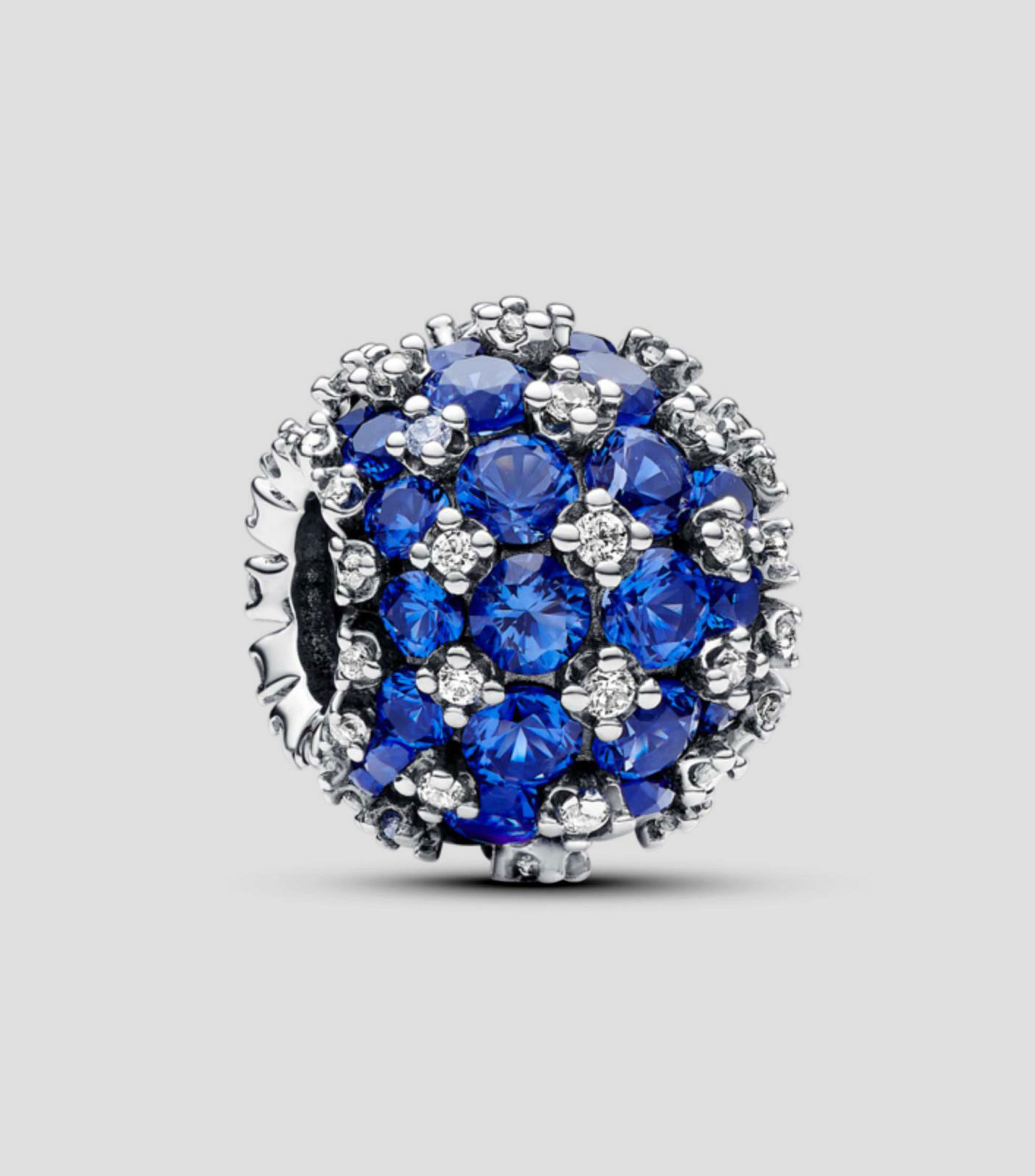 Charm esfera pave brillante en plata Pandora Moments Mujer