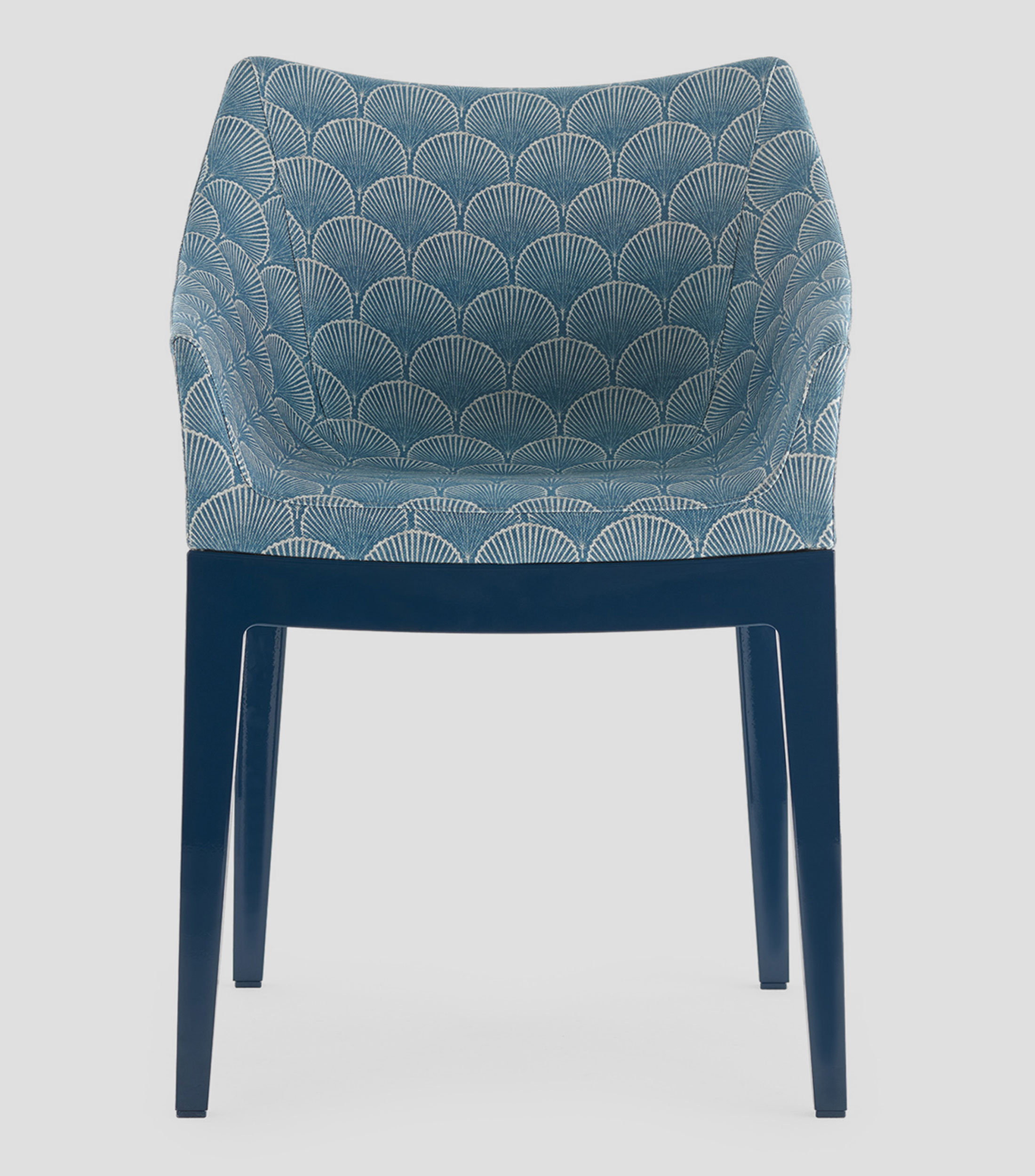 Silla Madame en textil azul