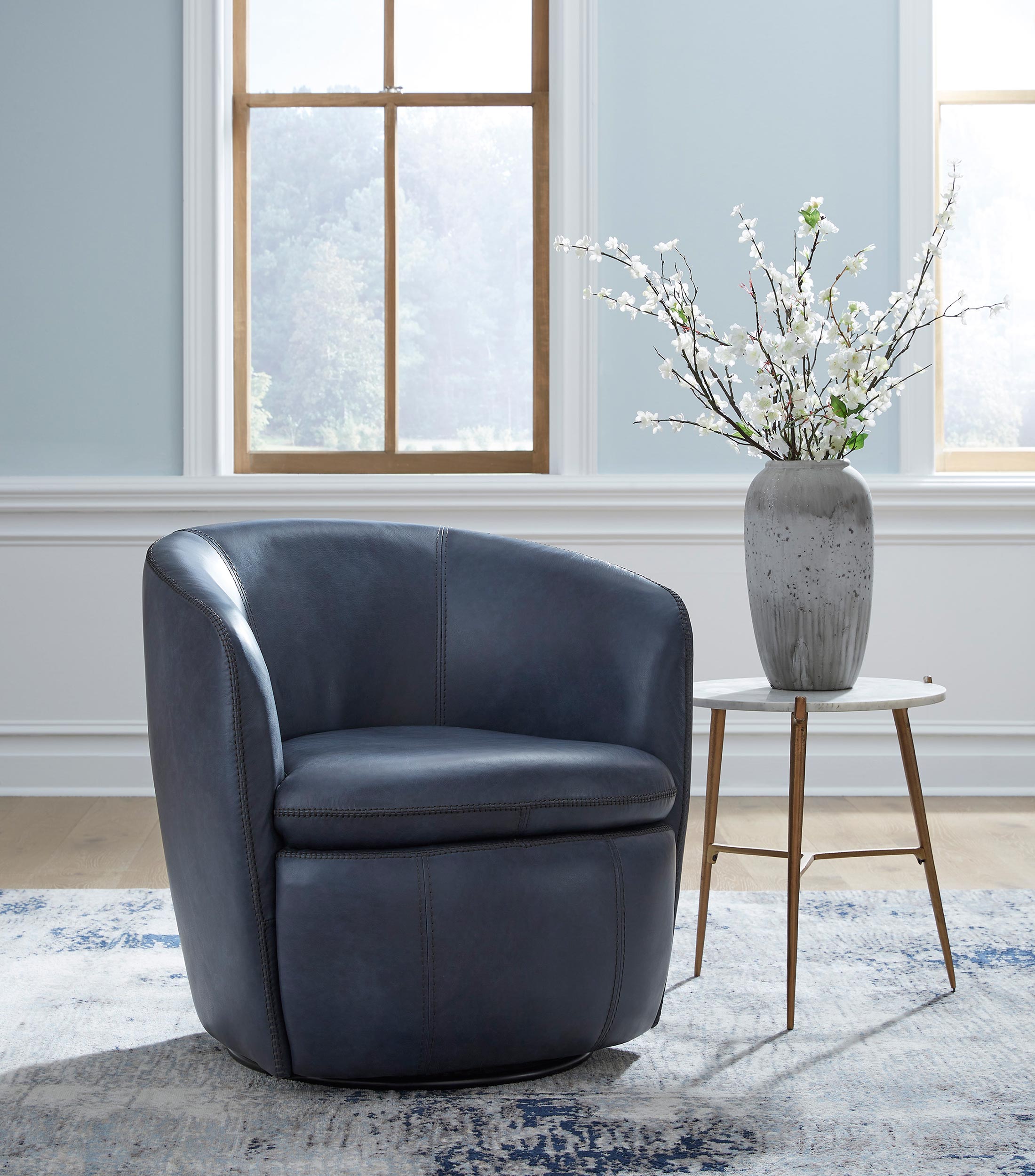 Sillon giratorio en piel Kamiko Azul
