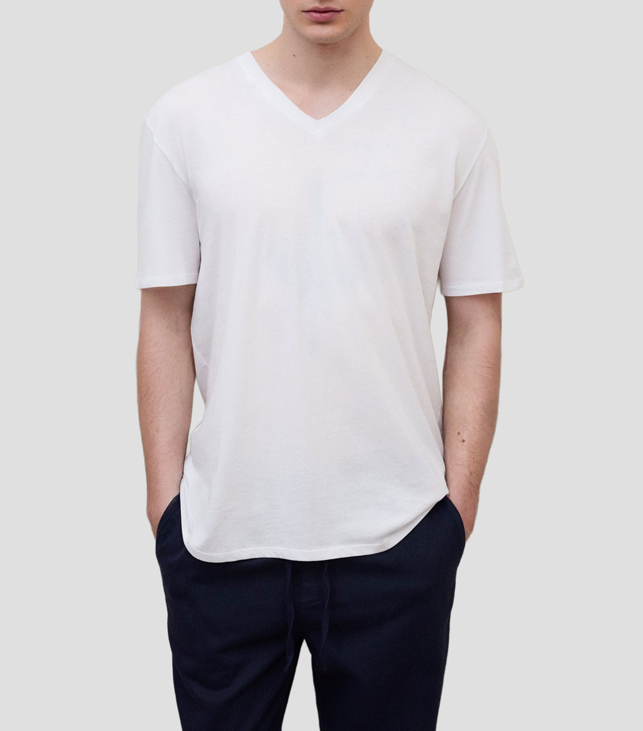 Playera cuello V manga corta lisa Hombre