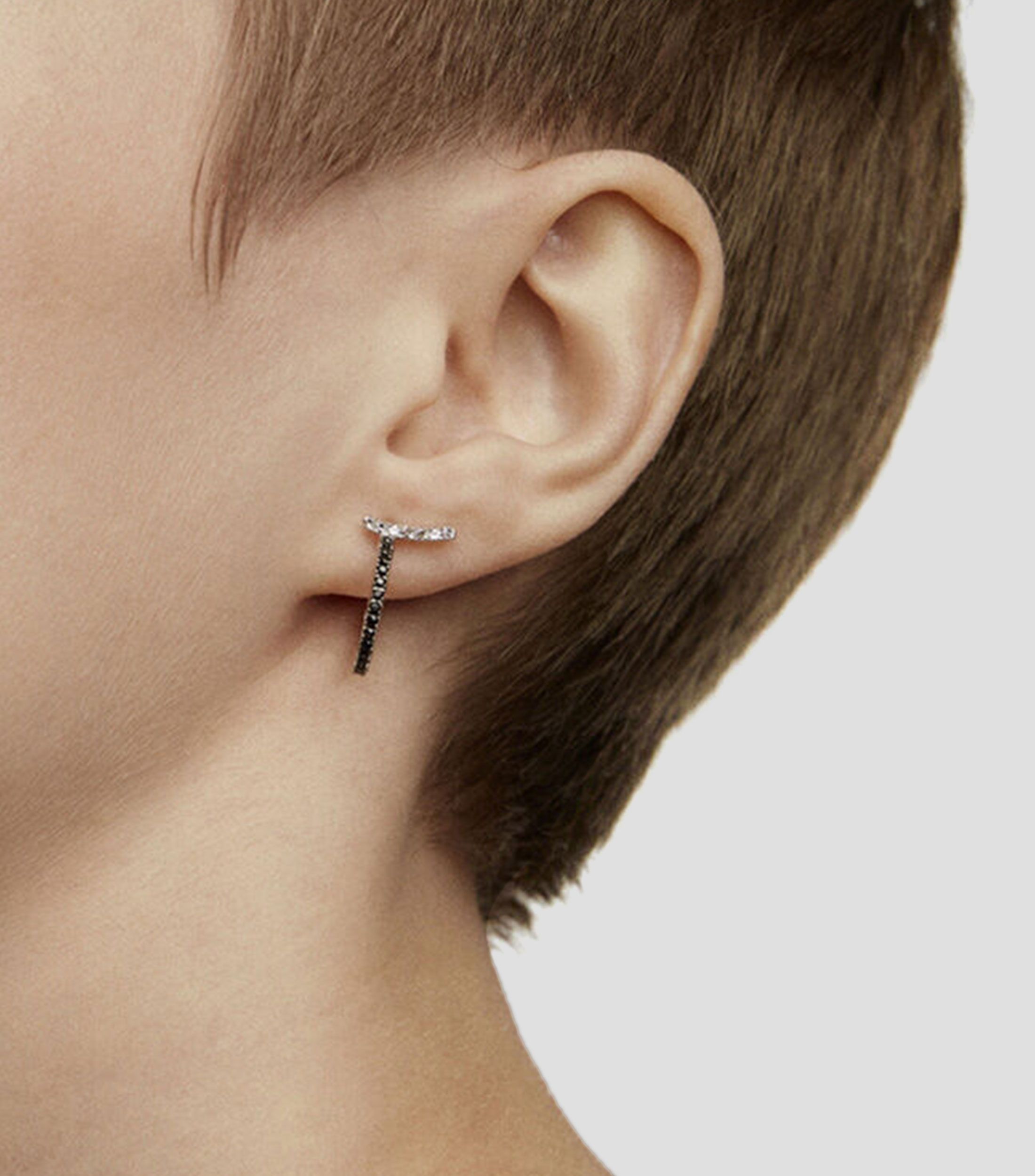 Aretes en plata con topacios blancos y espinelas negras Crossbow Mujer