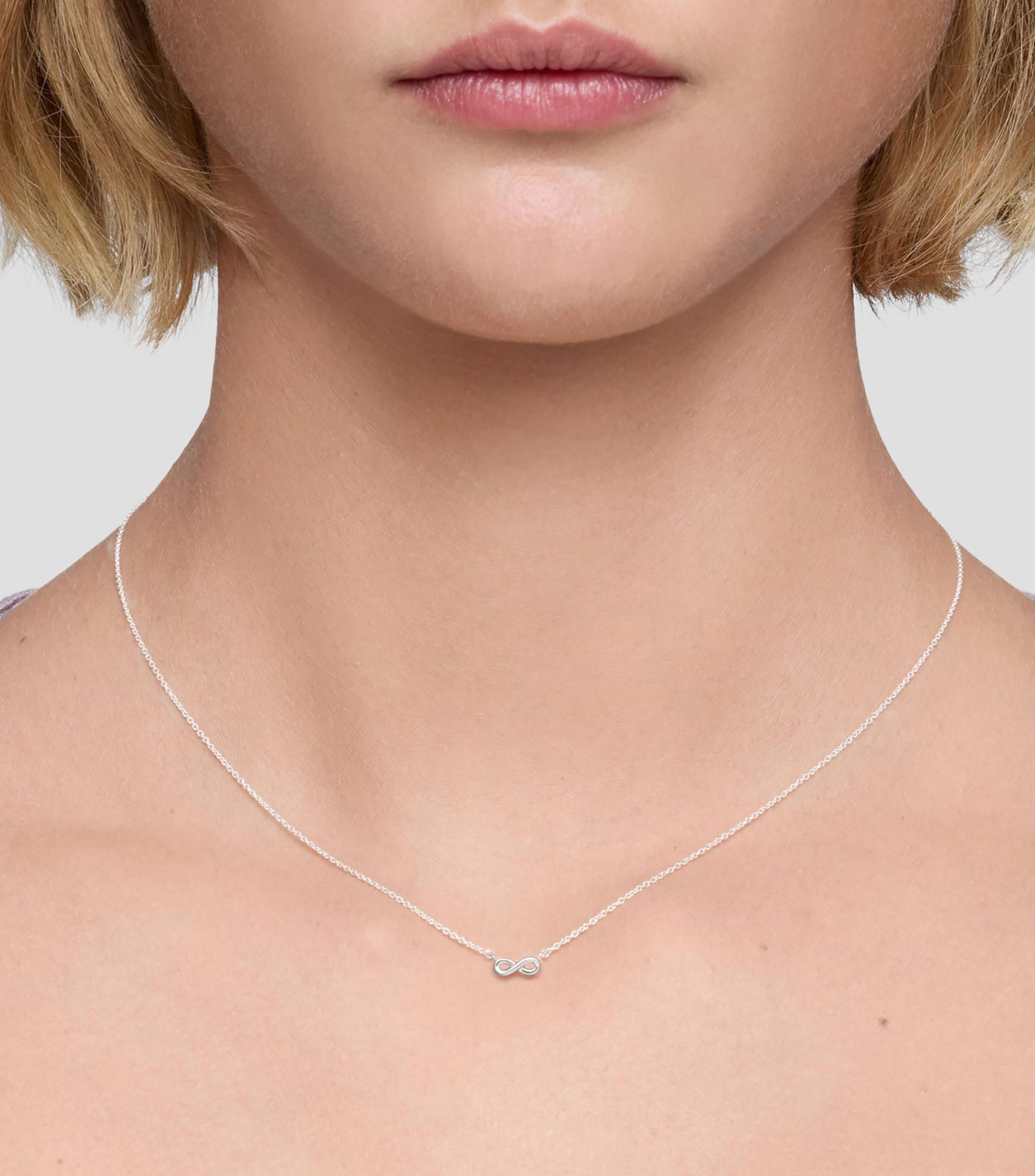 Collar corto en plata de primera ley infinito Motivos Mujer
