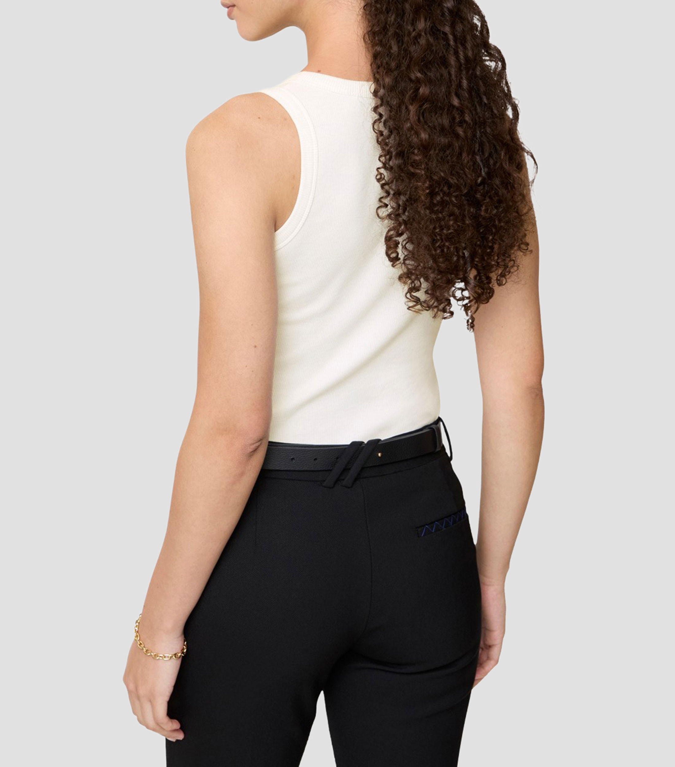 Playera cuello redondo sin mangas liso Mujer