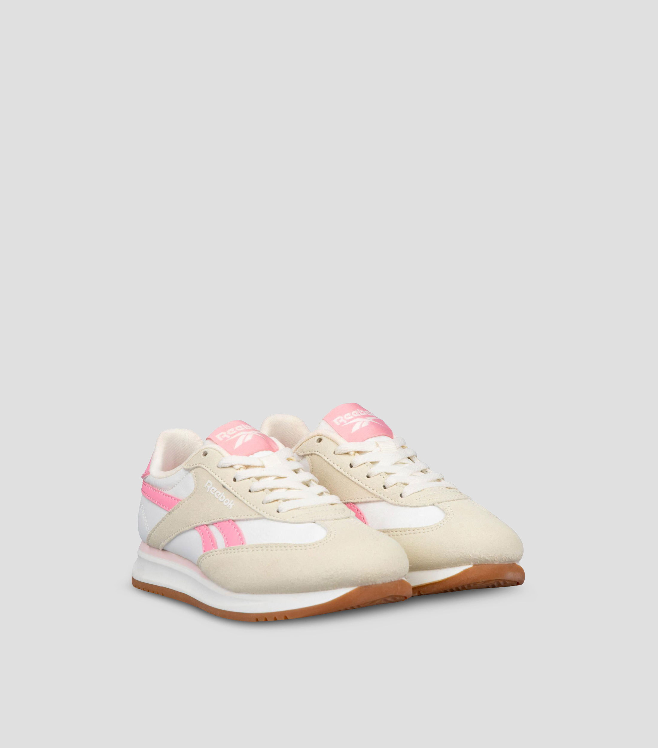 Tenis Casuales Classics World 70 Niña