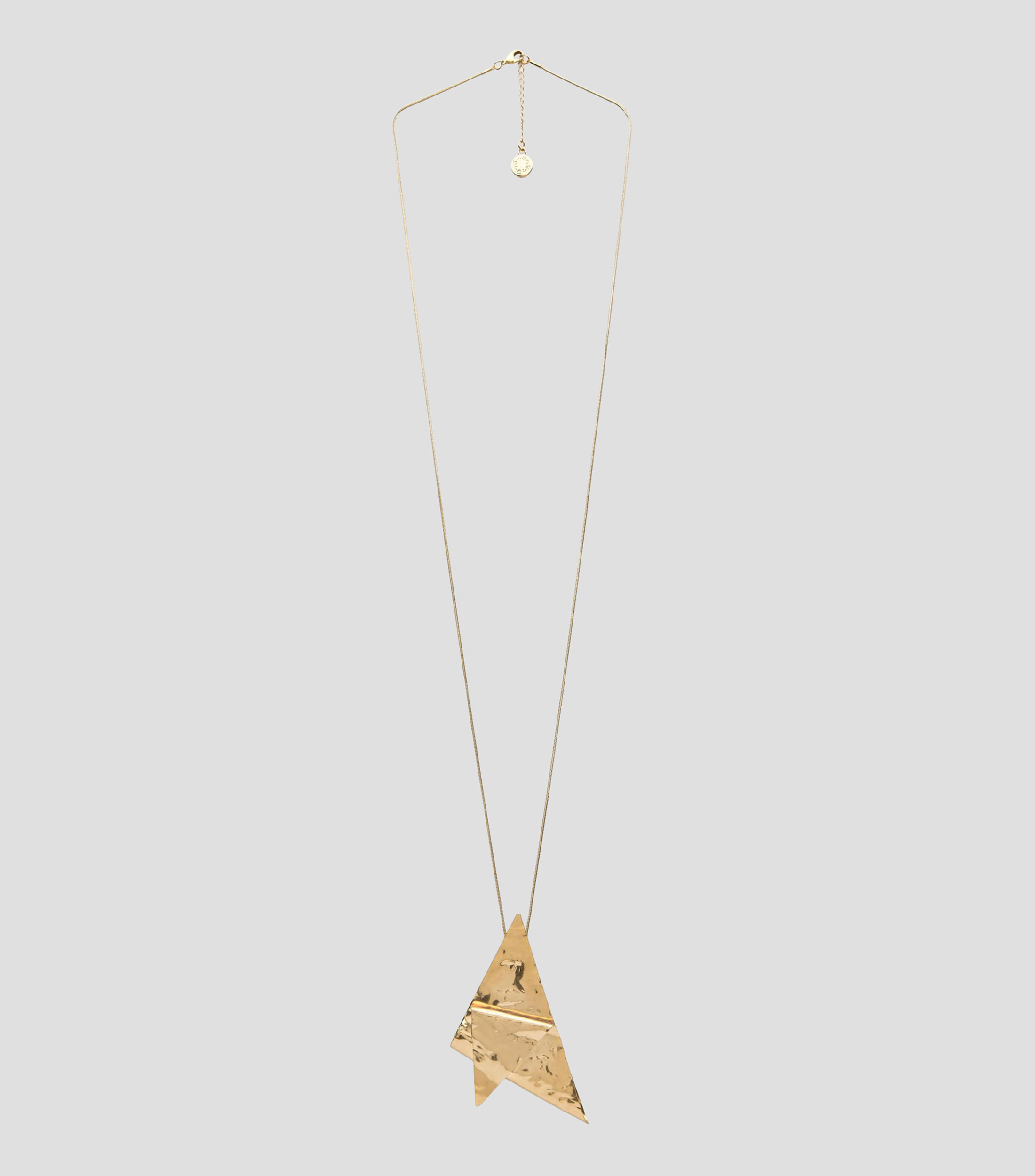 Collar largo con dije triangular Mujer