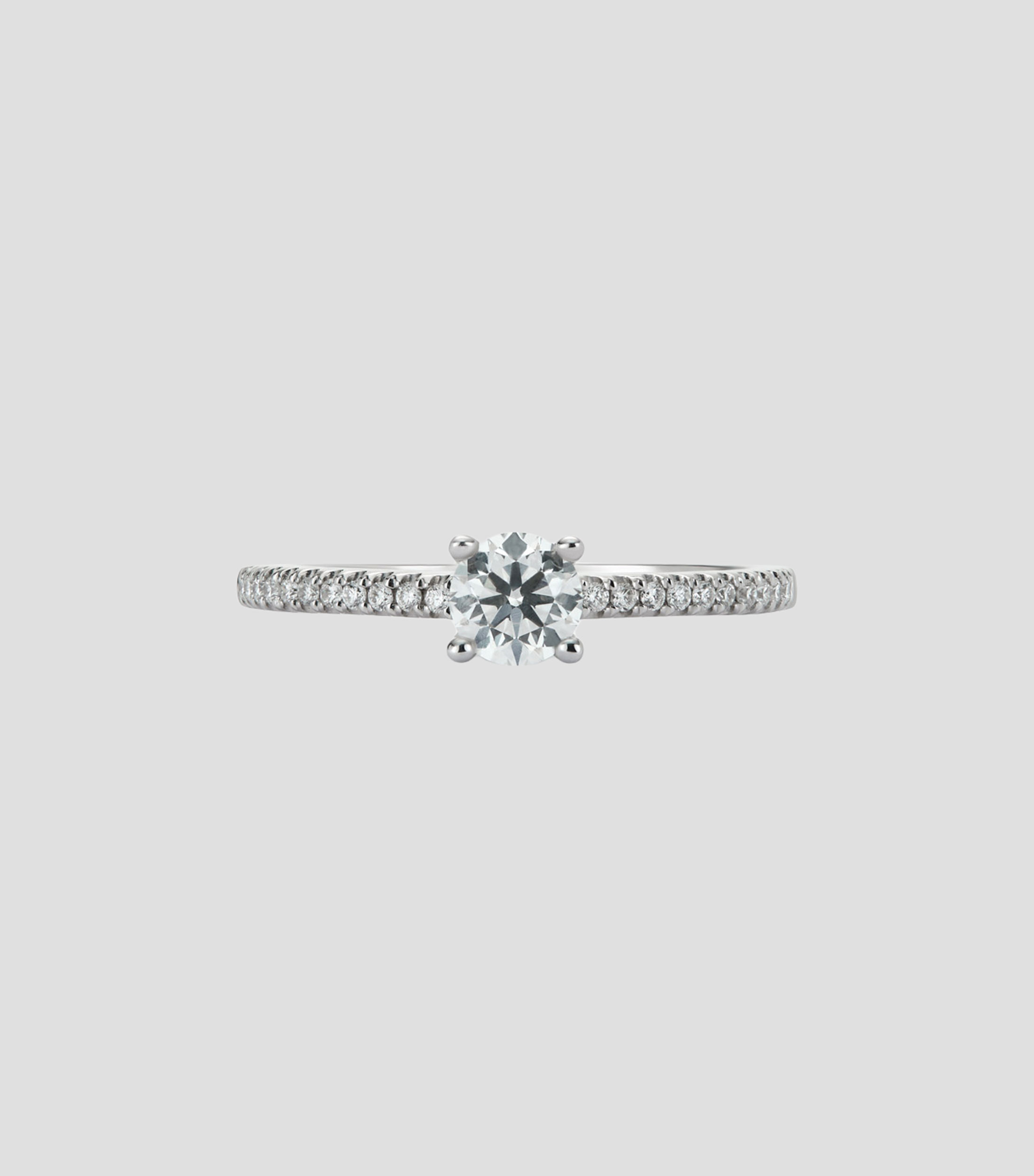 Anillo en oro blanco de 18 kilates con diamantes Mujer