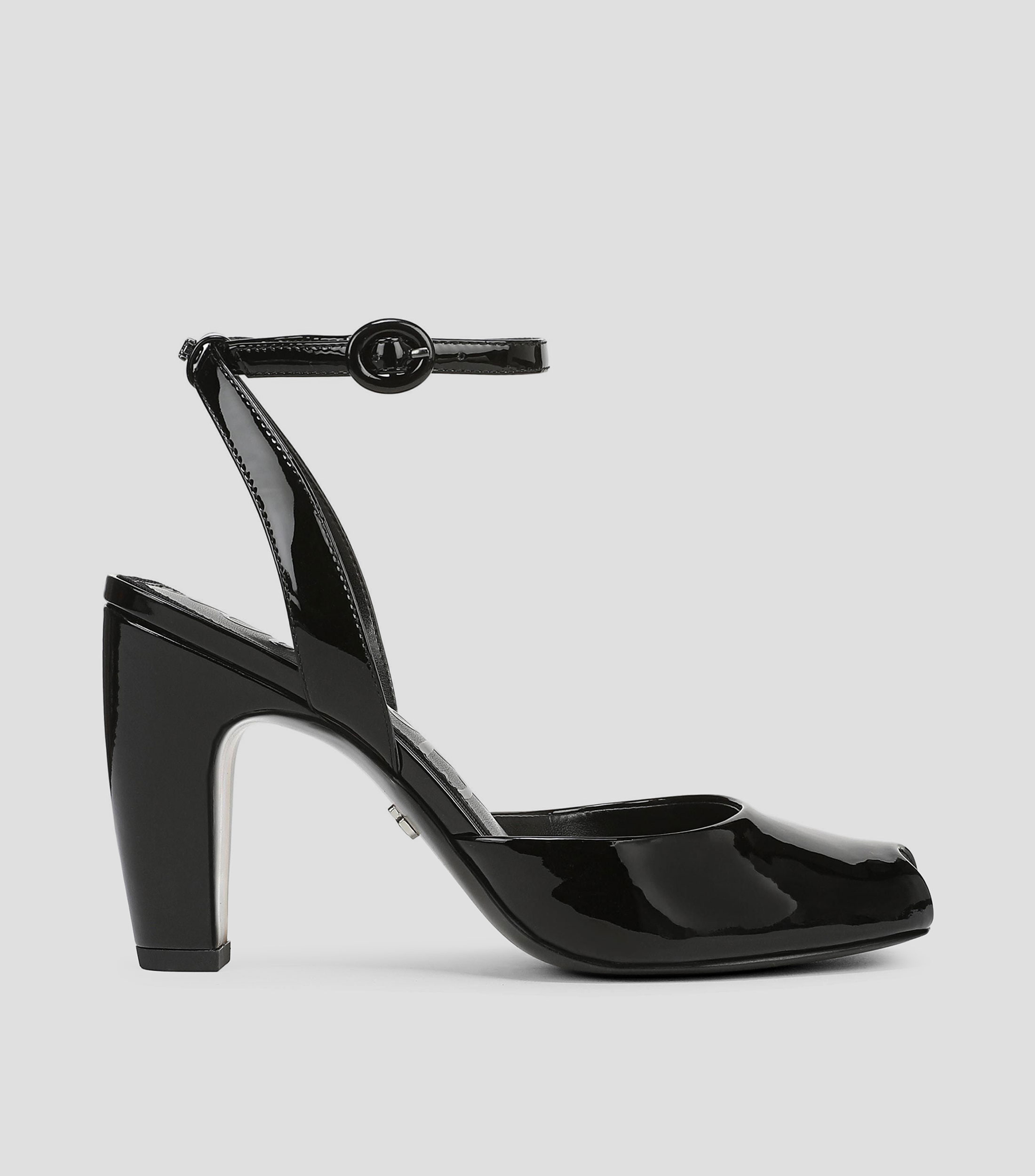 Zapatillas pump con tacón alto cuadrado Mujer