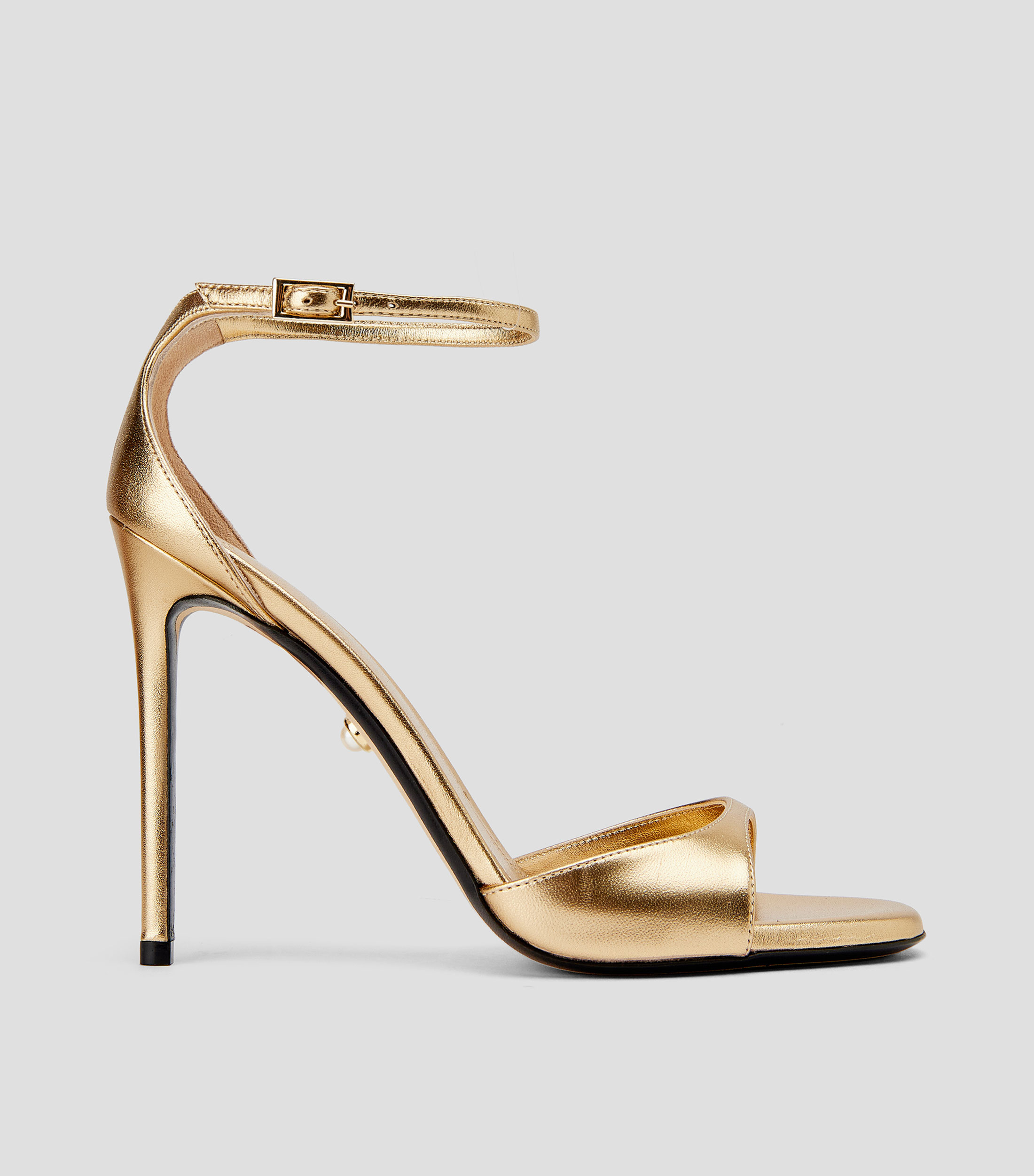 Sandalias con tacón alto de aguja Mujer