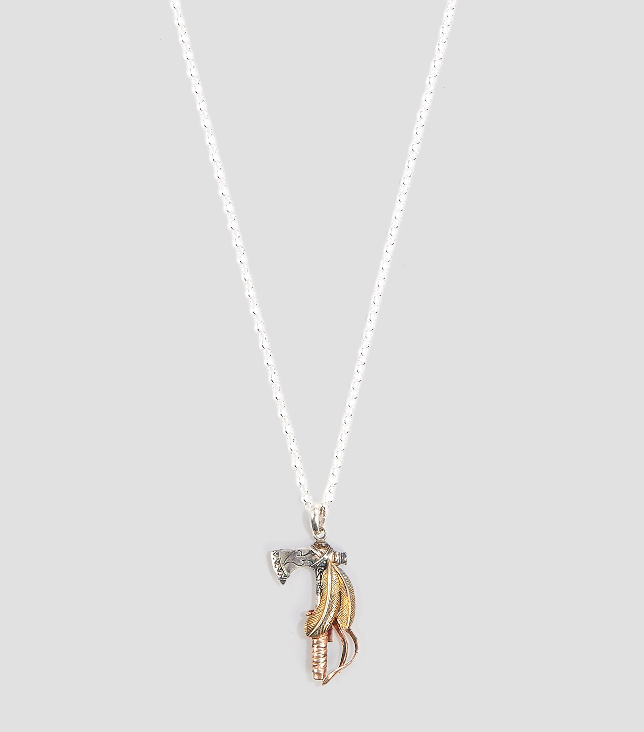 Dije Axe Feather en plata .925 Hombre