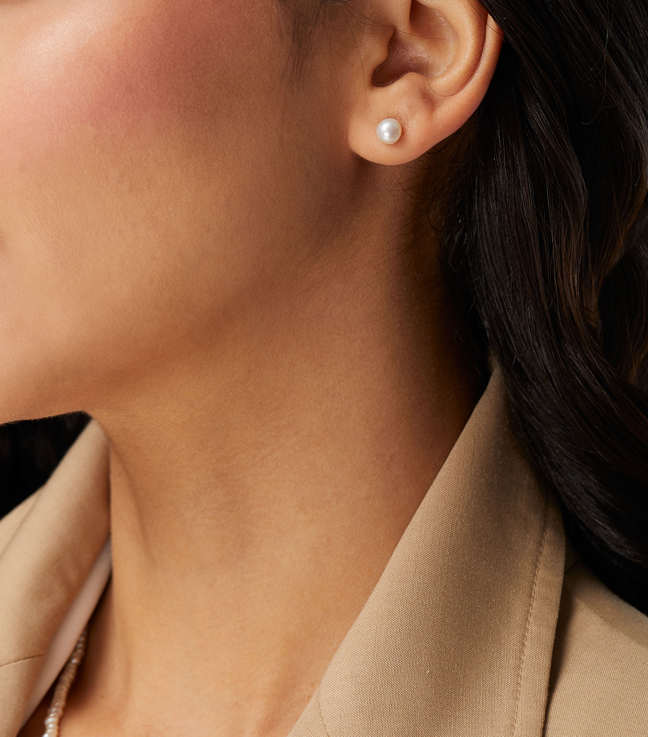 Aretes en Oro amarillo de 18 Kilates Mujer