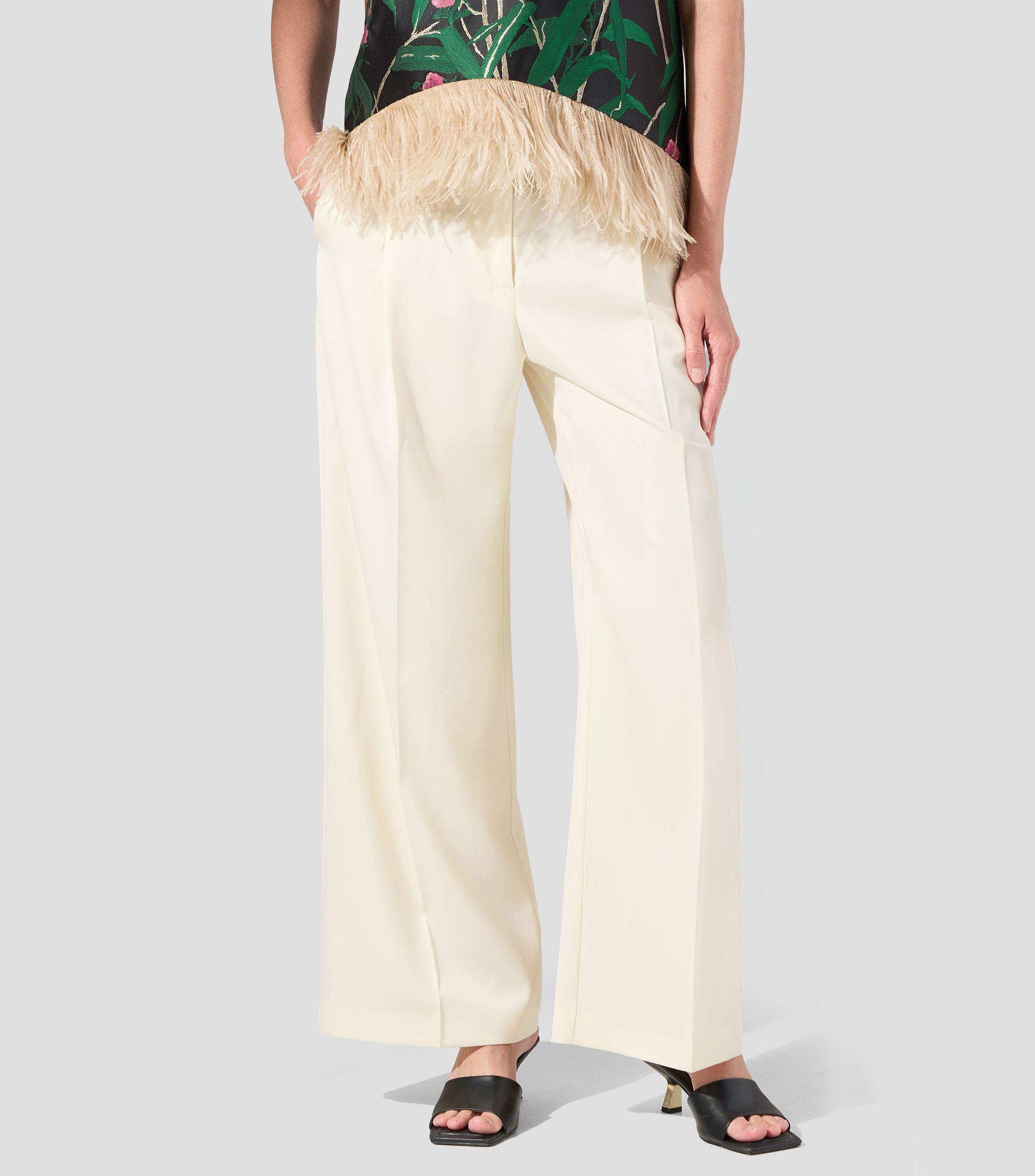Pantalón casual Mujer