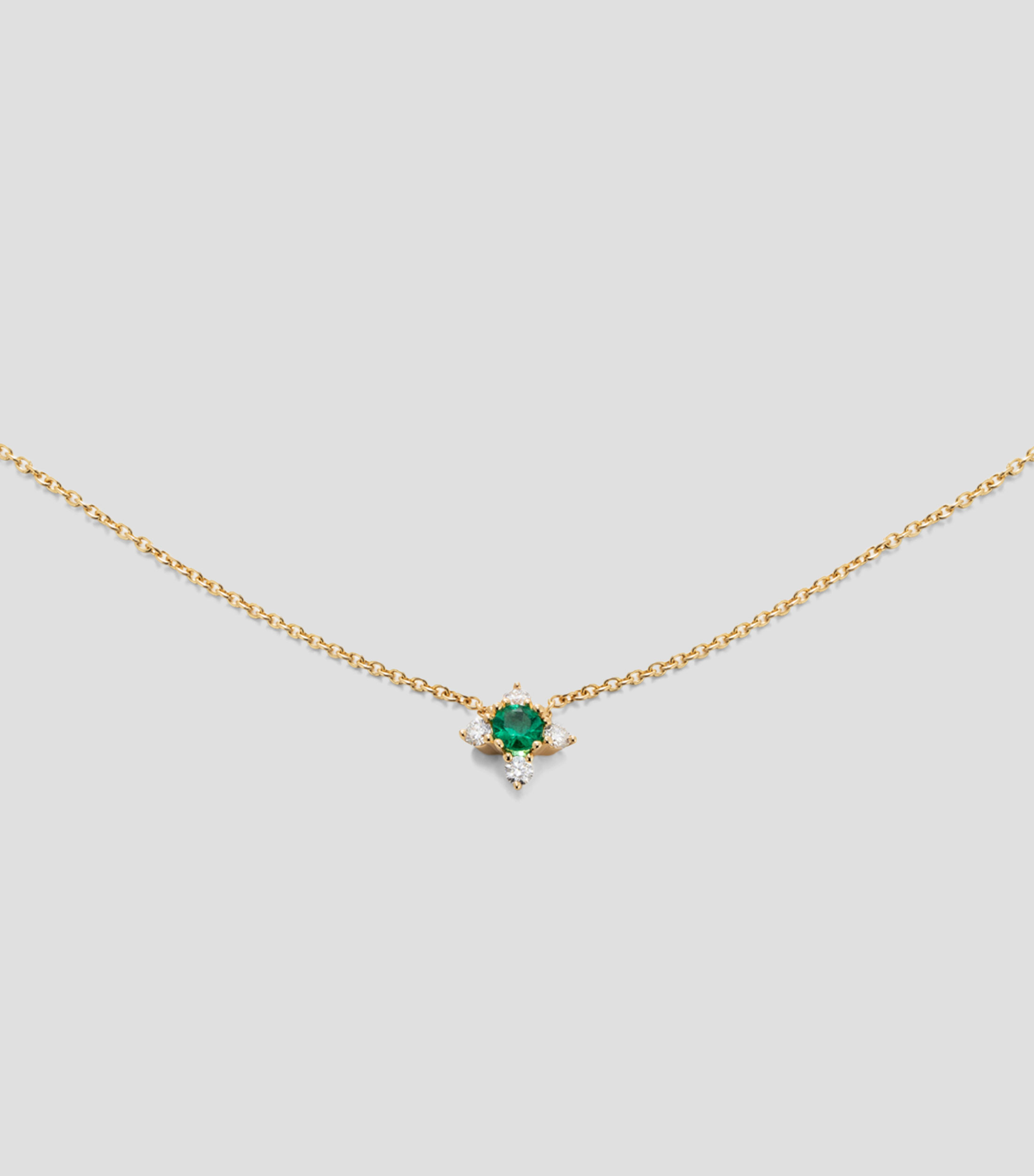 Collar en Oro amarillo de 18 Kilates con esmeralda y diamantes Mujer