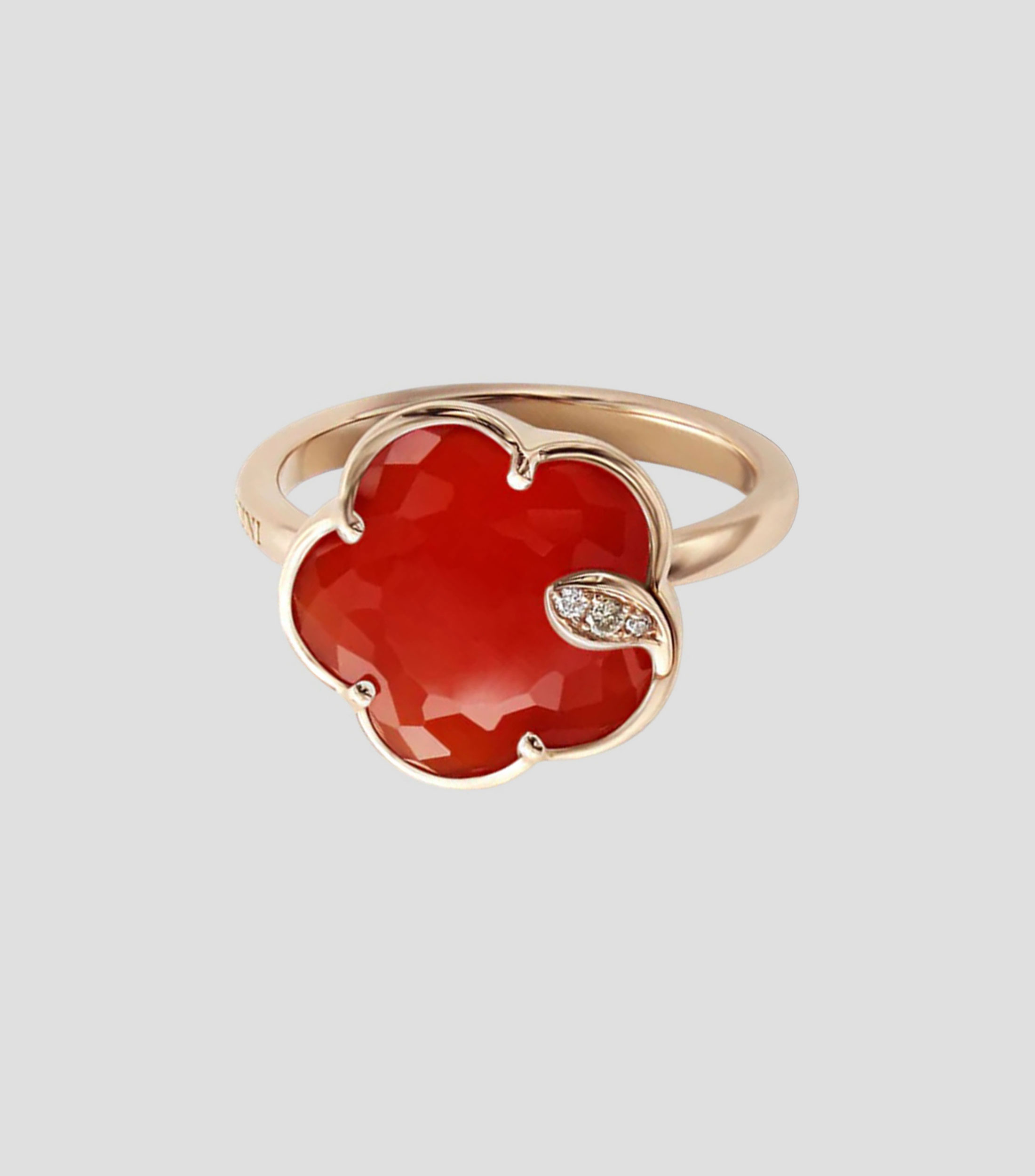 Anillo con Incrustacion Mujer