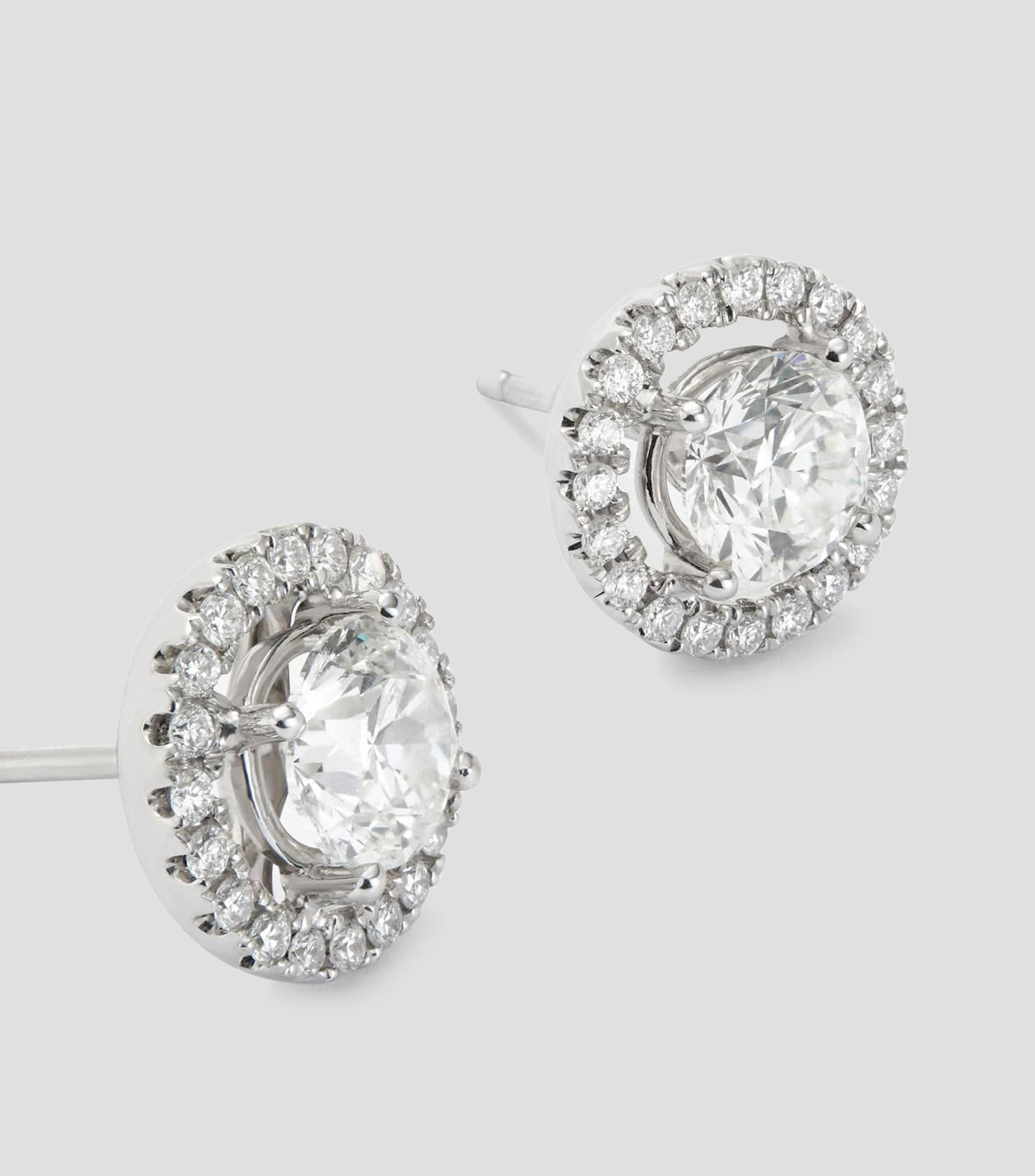 Aretes en oro blanco 18 kilates con diamantes Grace Mujer
