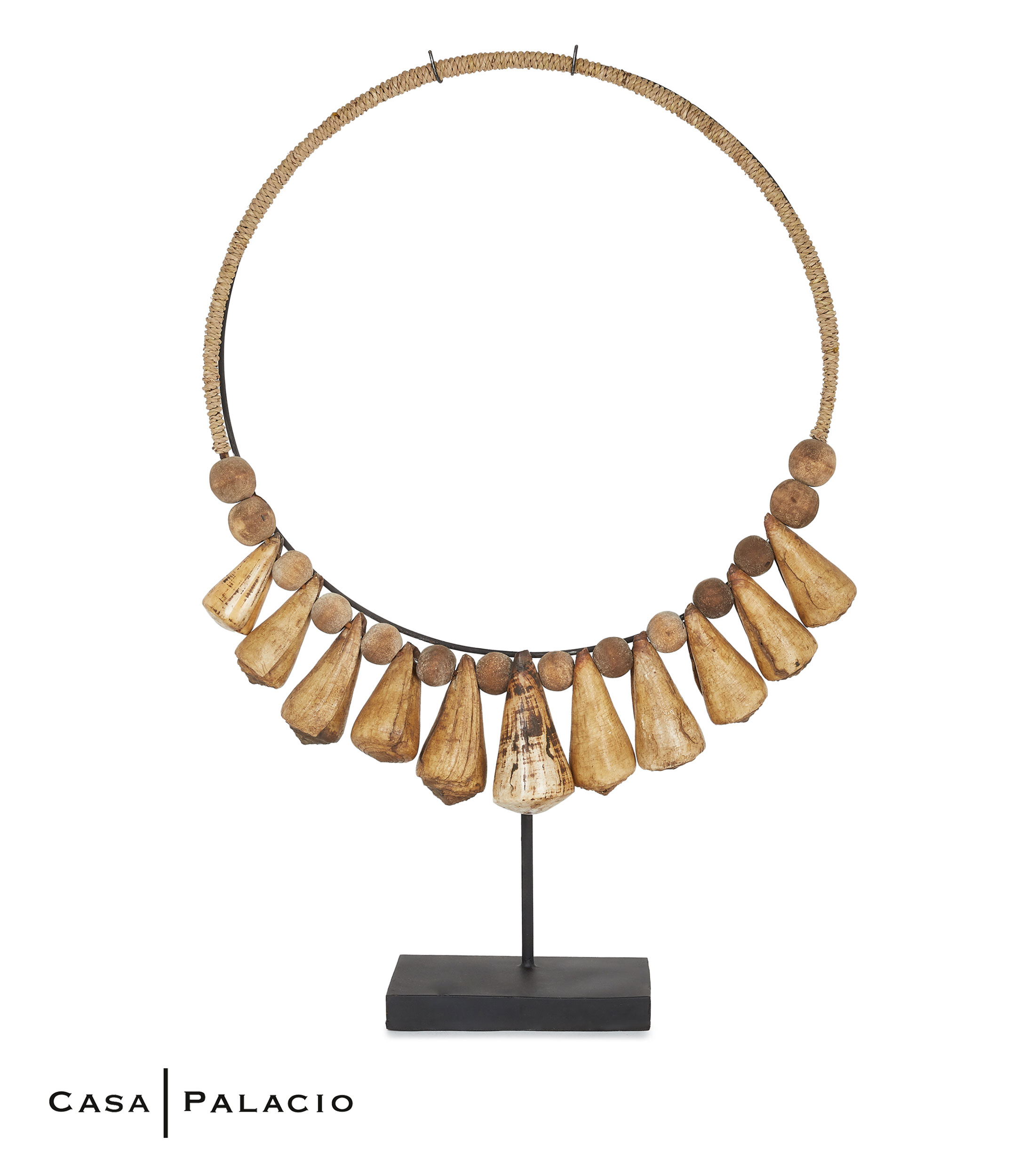 Figura decorativa Collar Olon con base