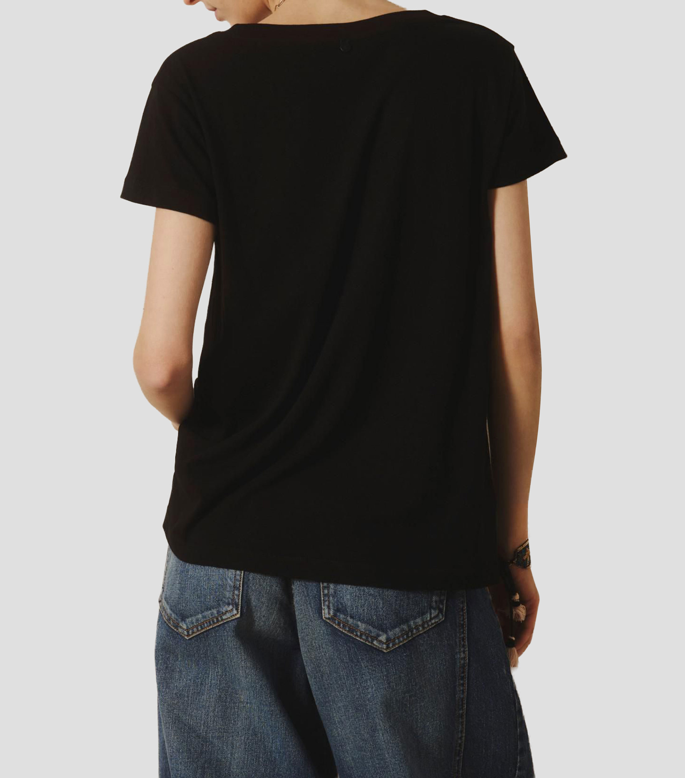 Playera cuello redondo manga corta estampada Mujer
