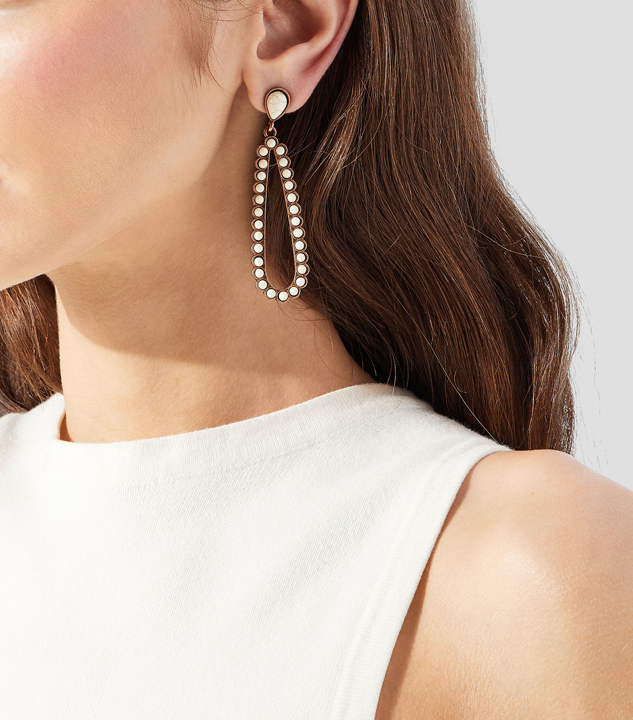 Aretes Gota con piedras Mujer