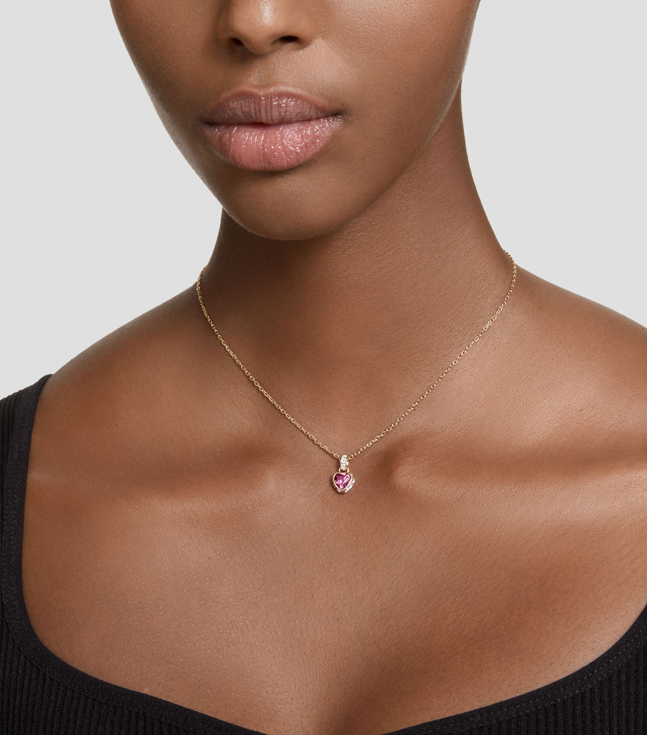 Collar con dije corazón y cristal Stilla Mujer