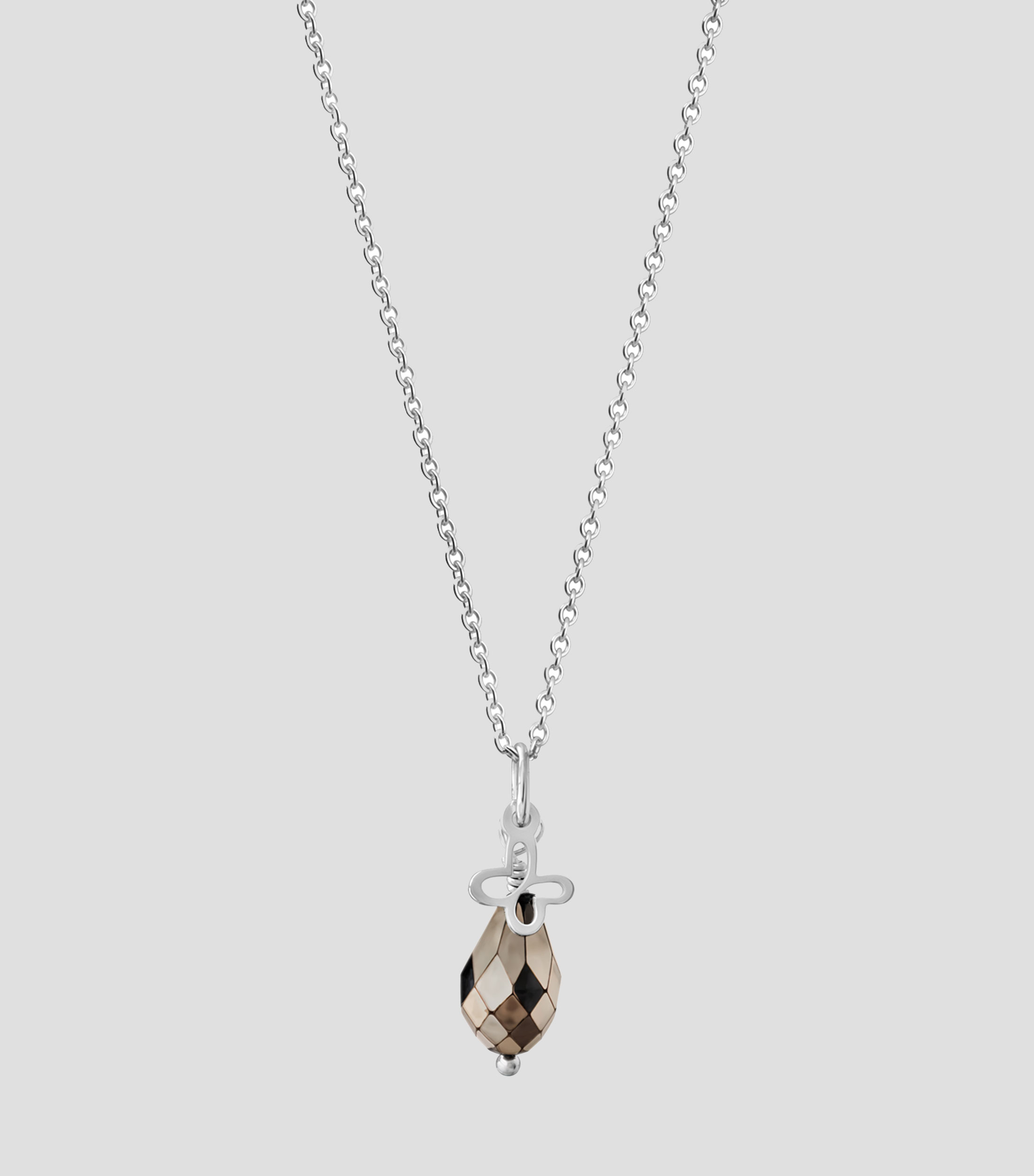 Dije mariposa mini en Plata .925 con pirita Mujer