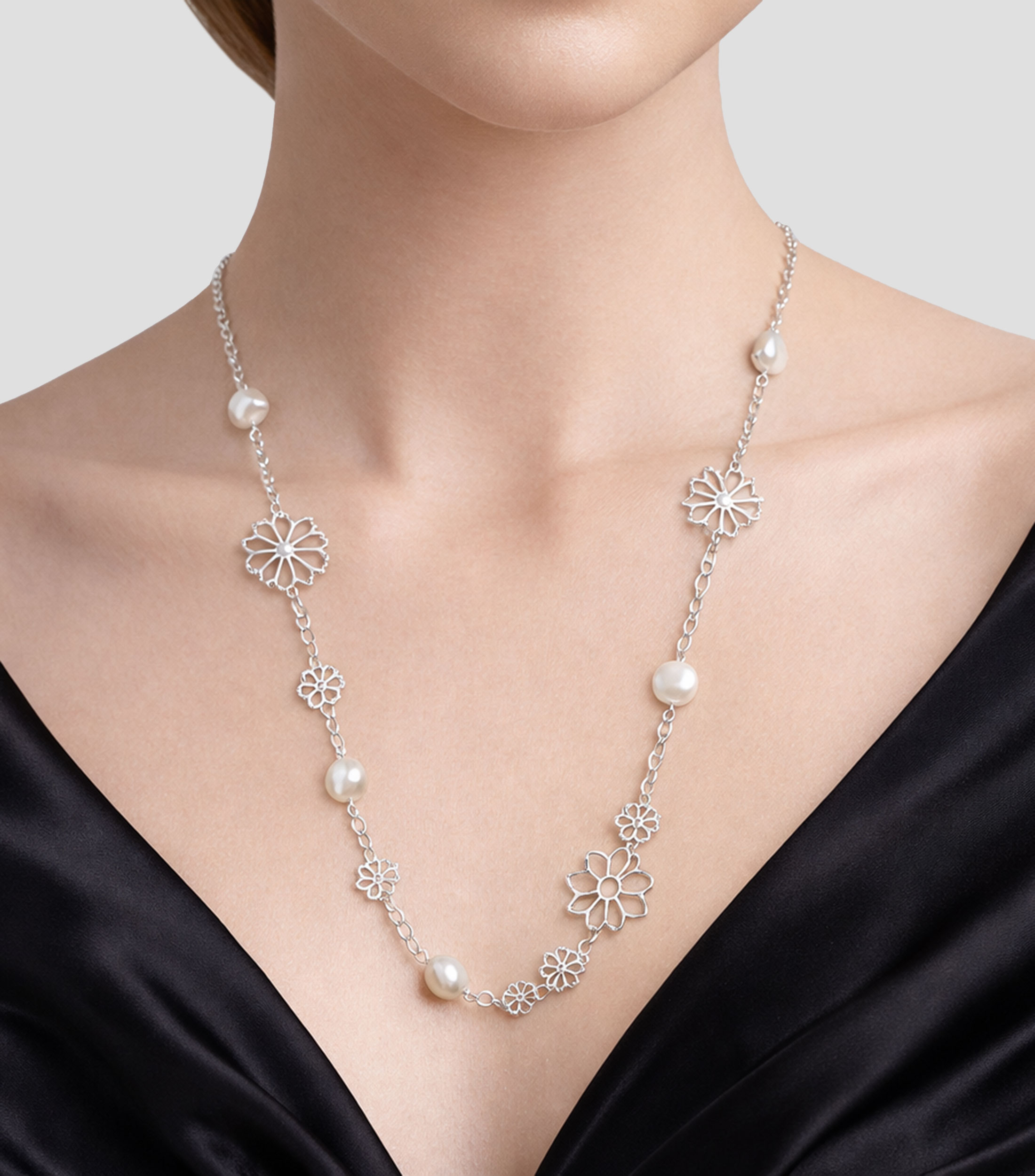 Collar de flores con perla Mujer