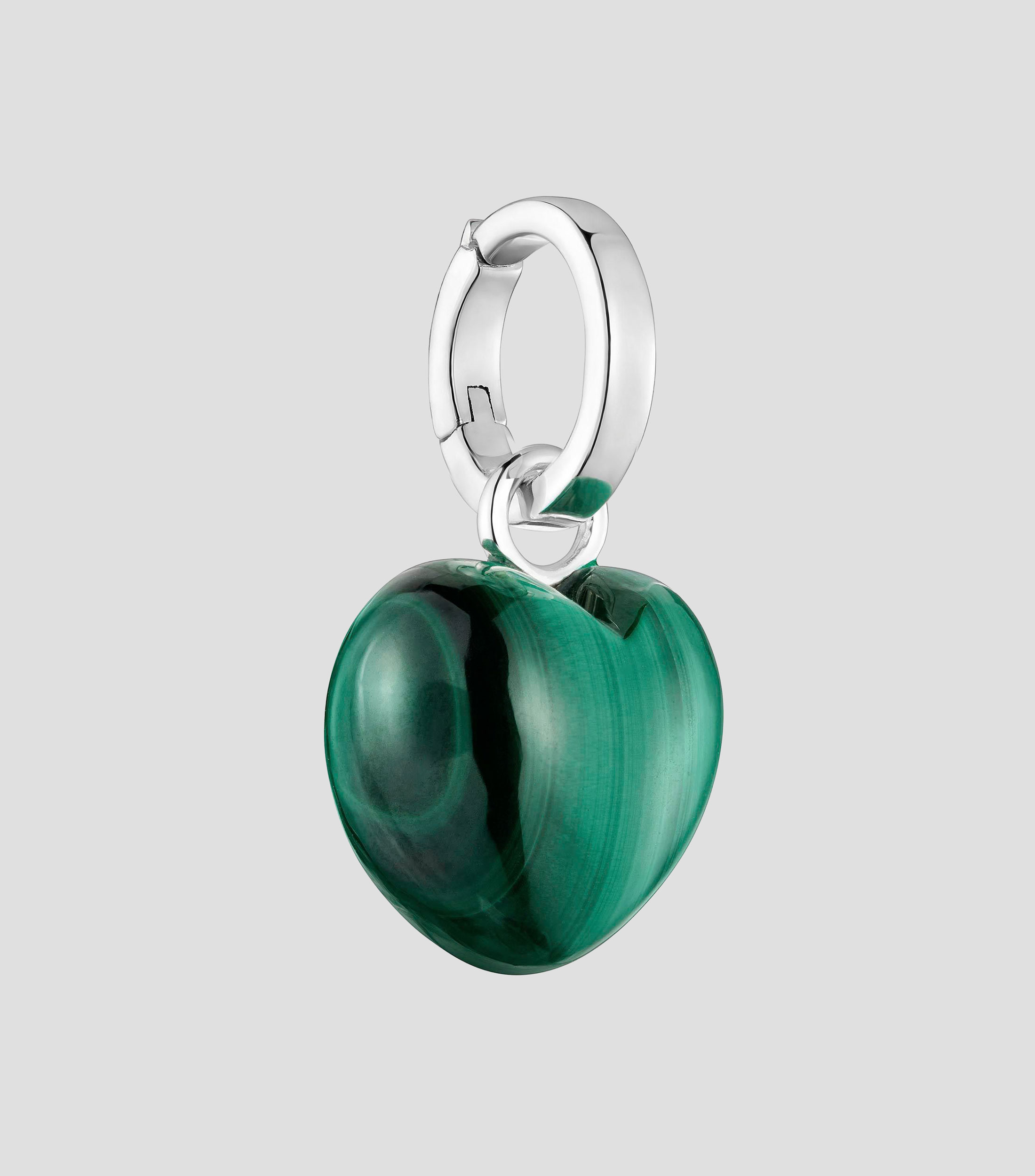 Dije en Plata Corazón Mujer